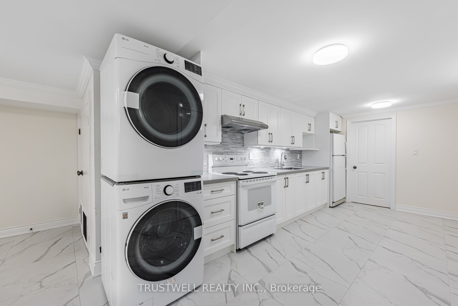 90 Galt Avenue C, Toronto, ON M4M 2Z3 photo 3