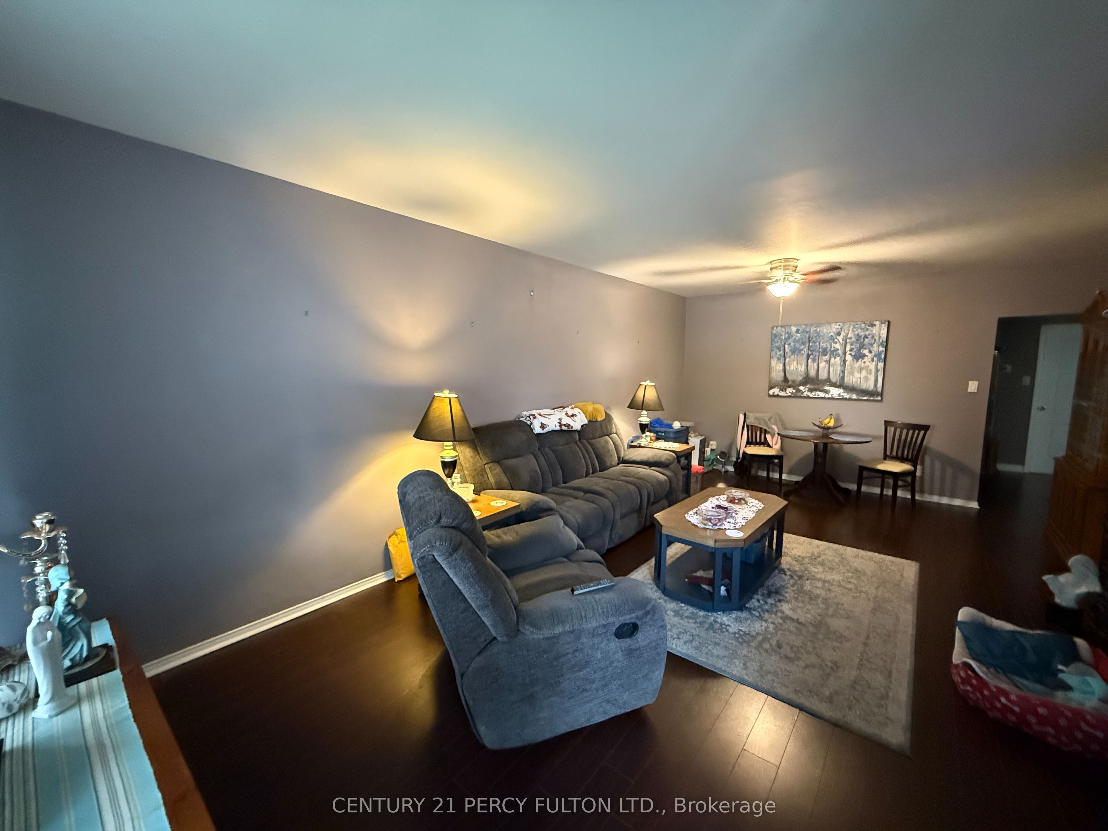 220 Rosedale Drive Unit 1, Whitby, ON L1N 1Z3 photo 2