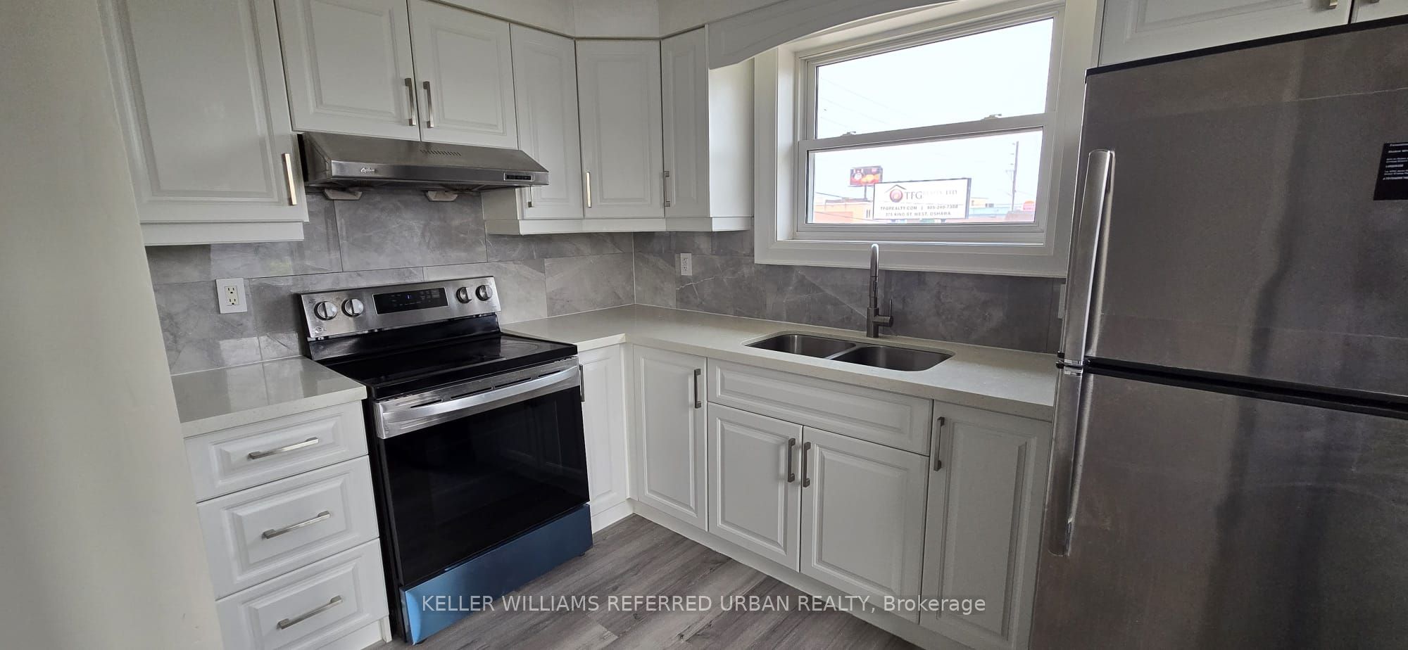 399 King Street W, Oshawa, ON L1J 2K4