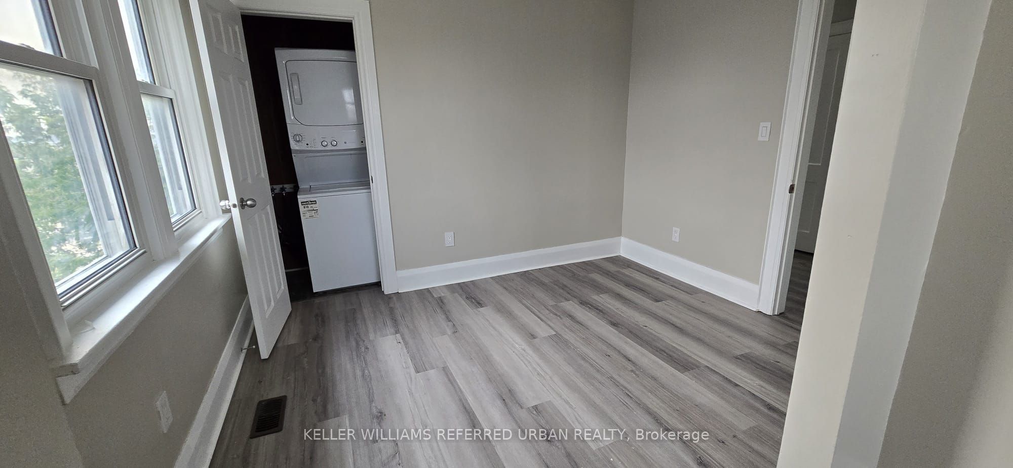 399 King Street W, Oshawa, ON L1J 2K4 photo 5