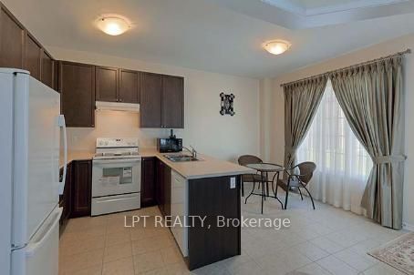1500 Scenic Lane Drive, Pickering, ON L1X 0B4 photo 4
