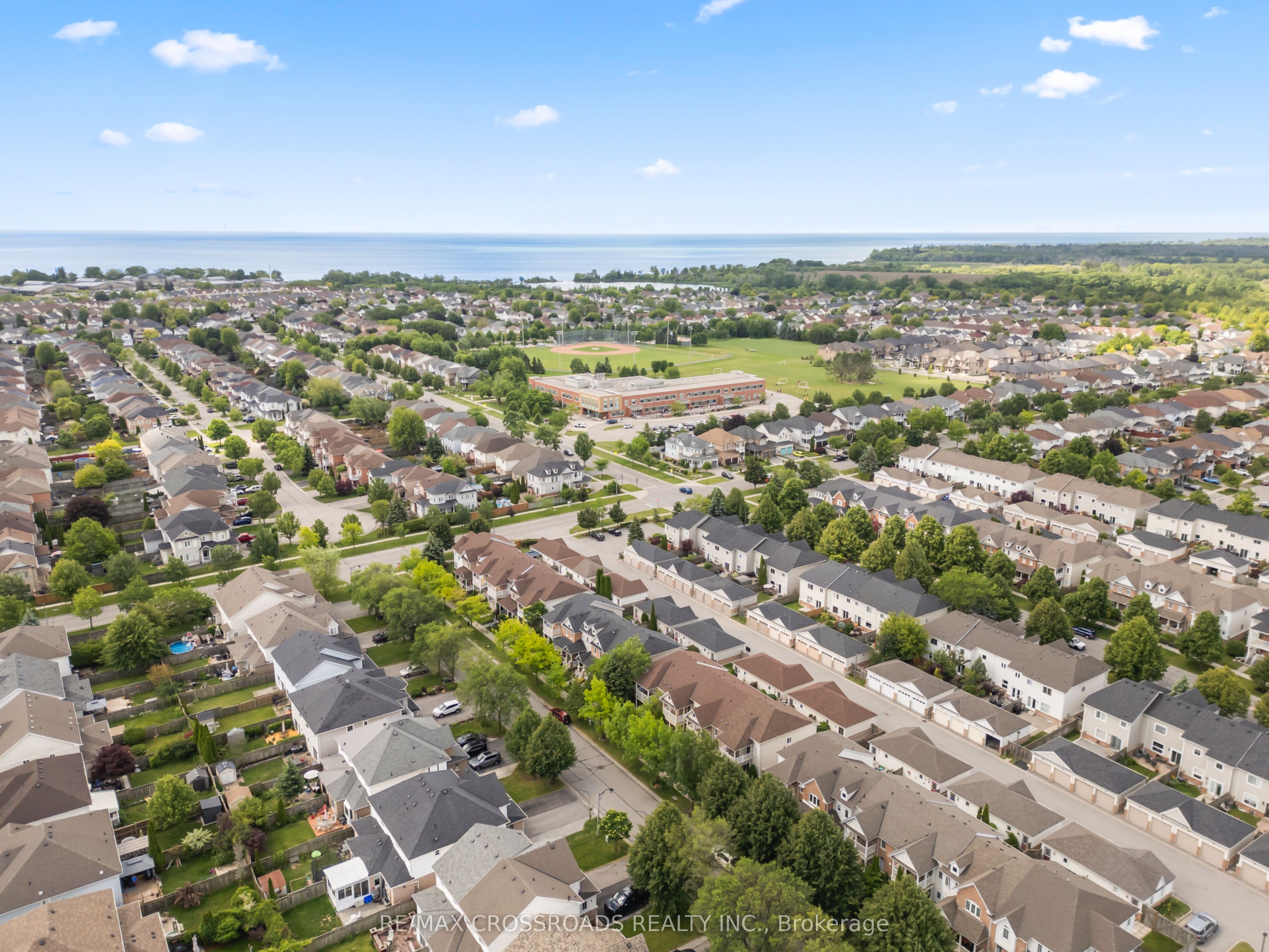 67 Regatta Crescent, Whitby, ON L1N 9W5 photo 3