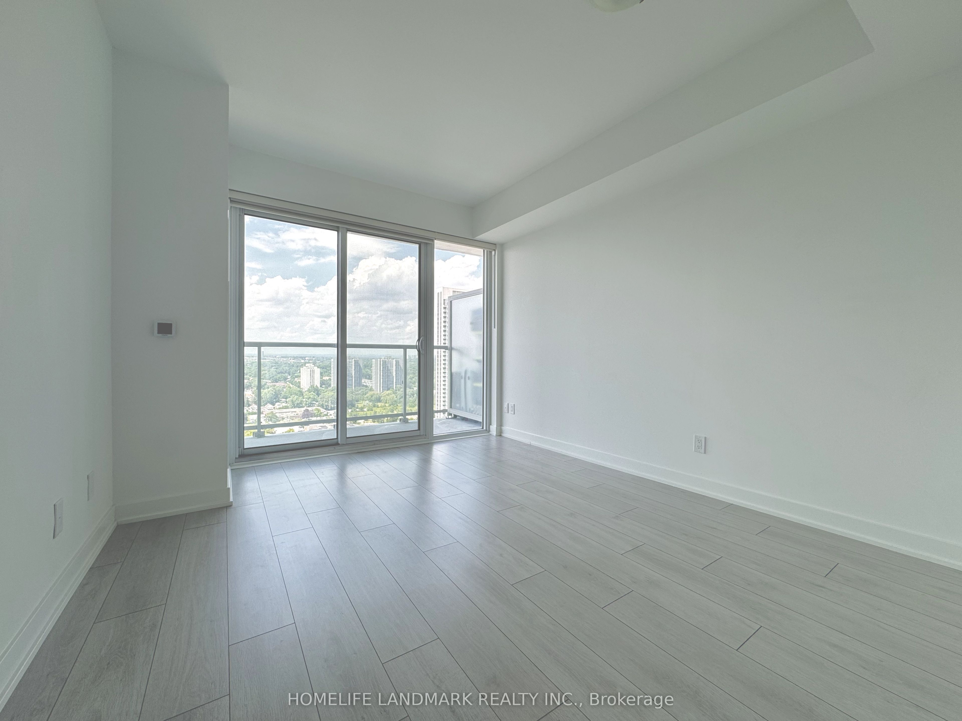 2033 Kennedy Road 2505, Toronto, ON M1T 0B9 photo 2