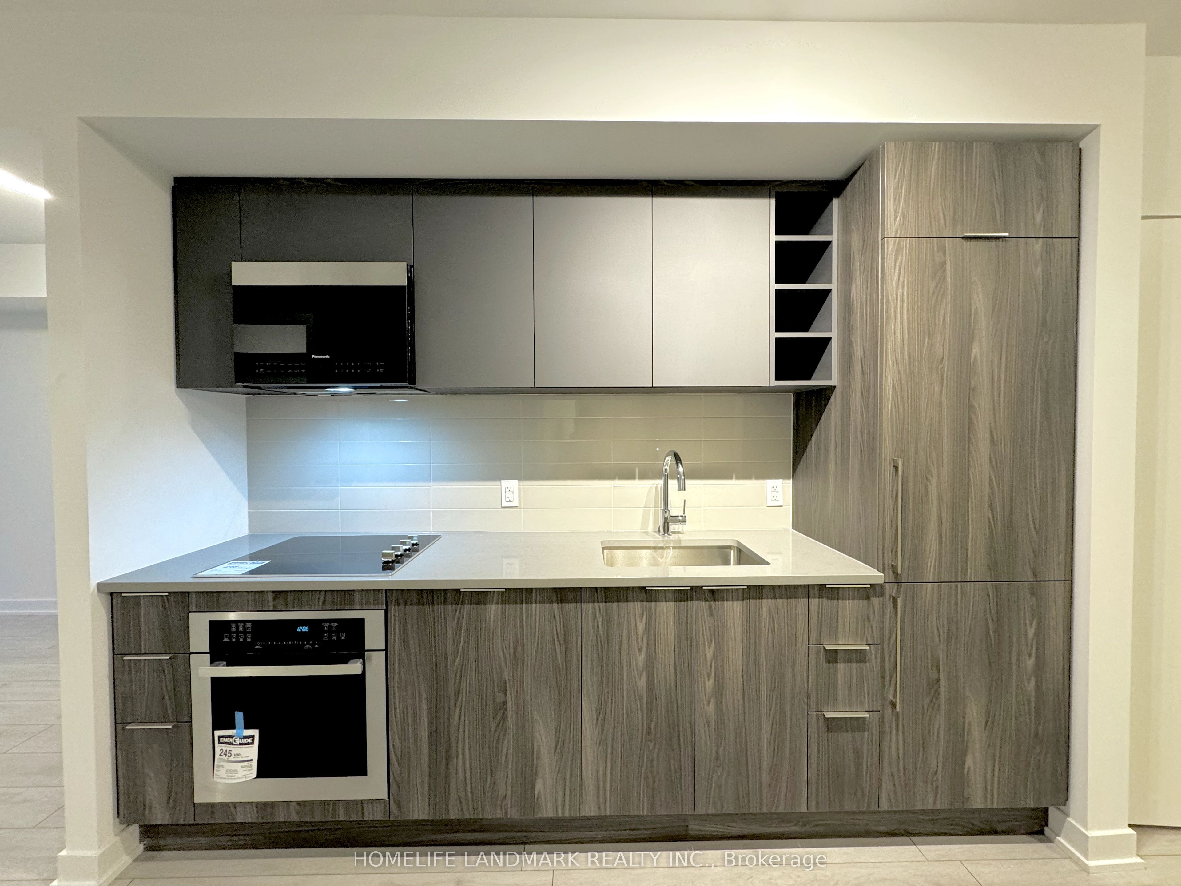 2033 Kennedy Road 2505, Toronto, ON M1T 0B9 photo 5