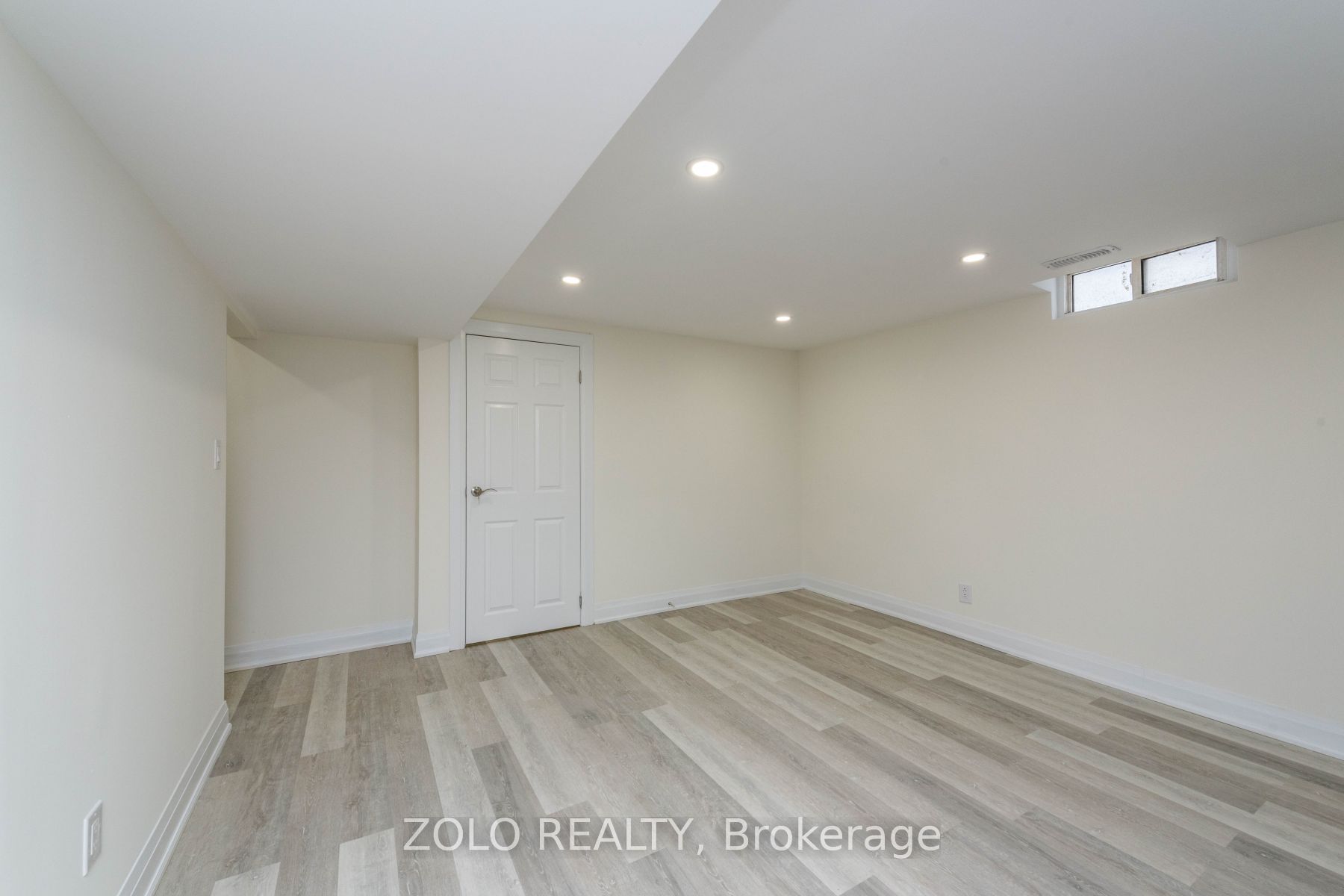 10 Blackwell Avenue Lower, Toronto, ON M1B 1C8 photo 5
