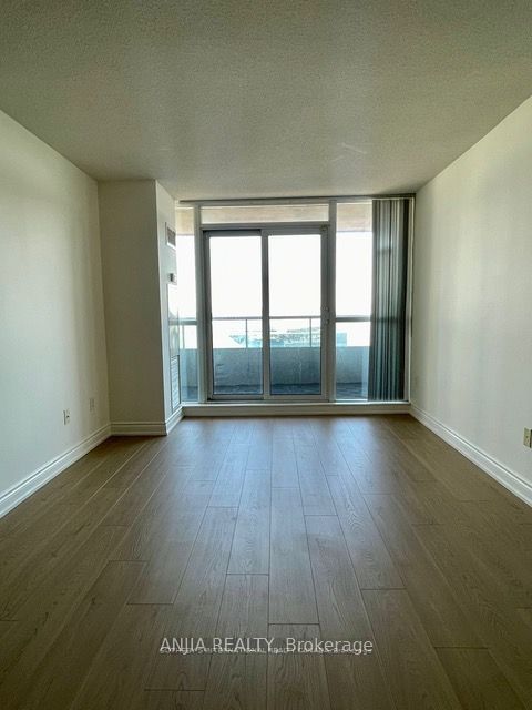 60 Brian Harrison Way 1010, Toronto, ON M1P 5J5 photo 2