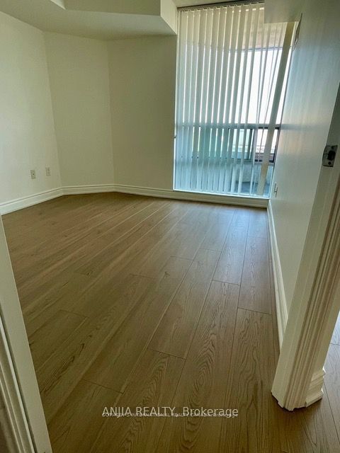 60 Brian Harrison Way 1010, Toronto, ON M1P 5J5 photo 5