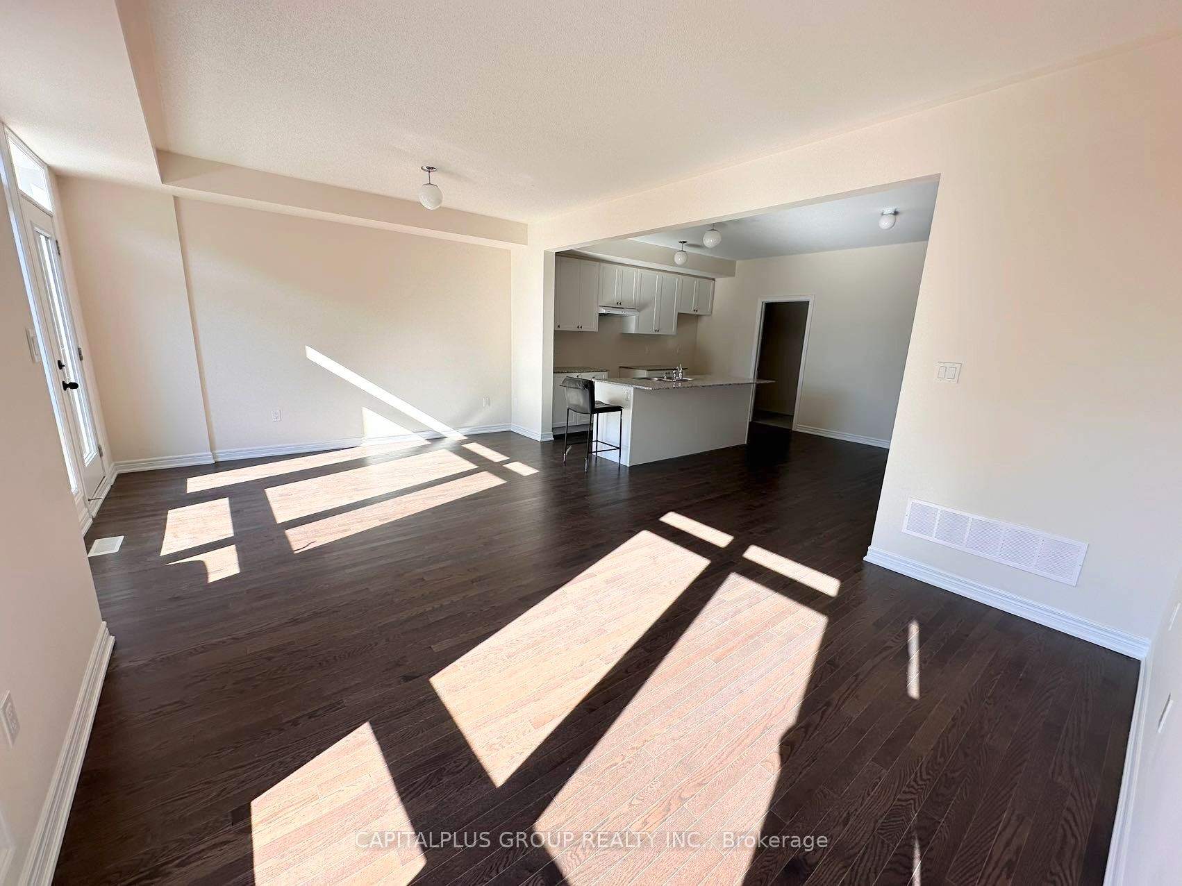 510 Littlewood Lane, Ajax, ON L1S 0H1 photo 3