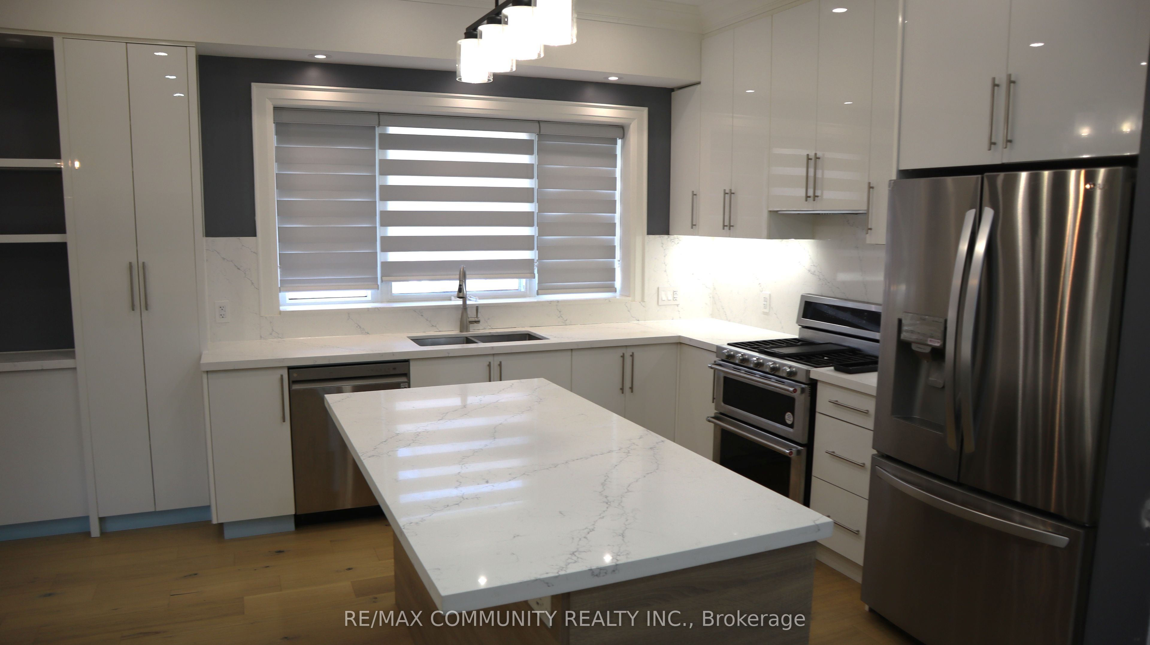 7 Denham Road, Toronto, ON M1P 1W5 photo 3