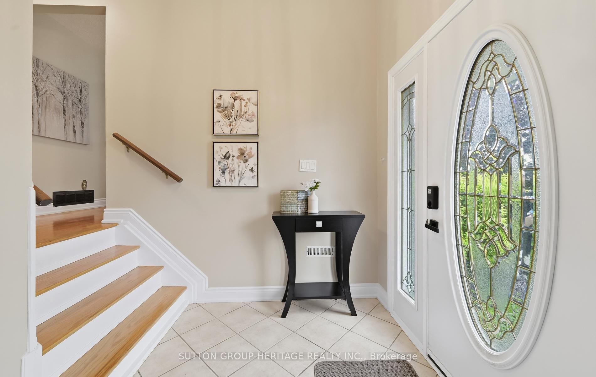 14 GREGORY Road, Ajax, ON L1S 3B4 photo 3