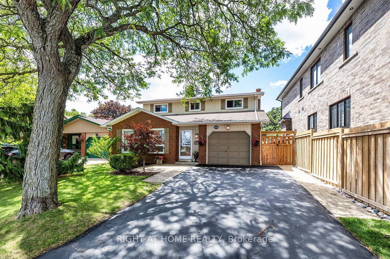 1770 Spruce Hill Road, Pickering, ON L1V 1S4 photo 2