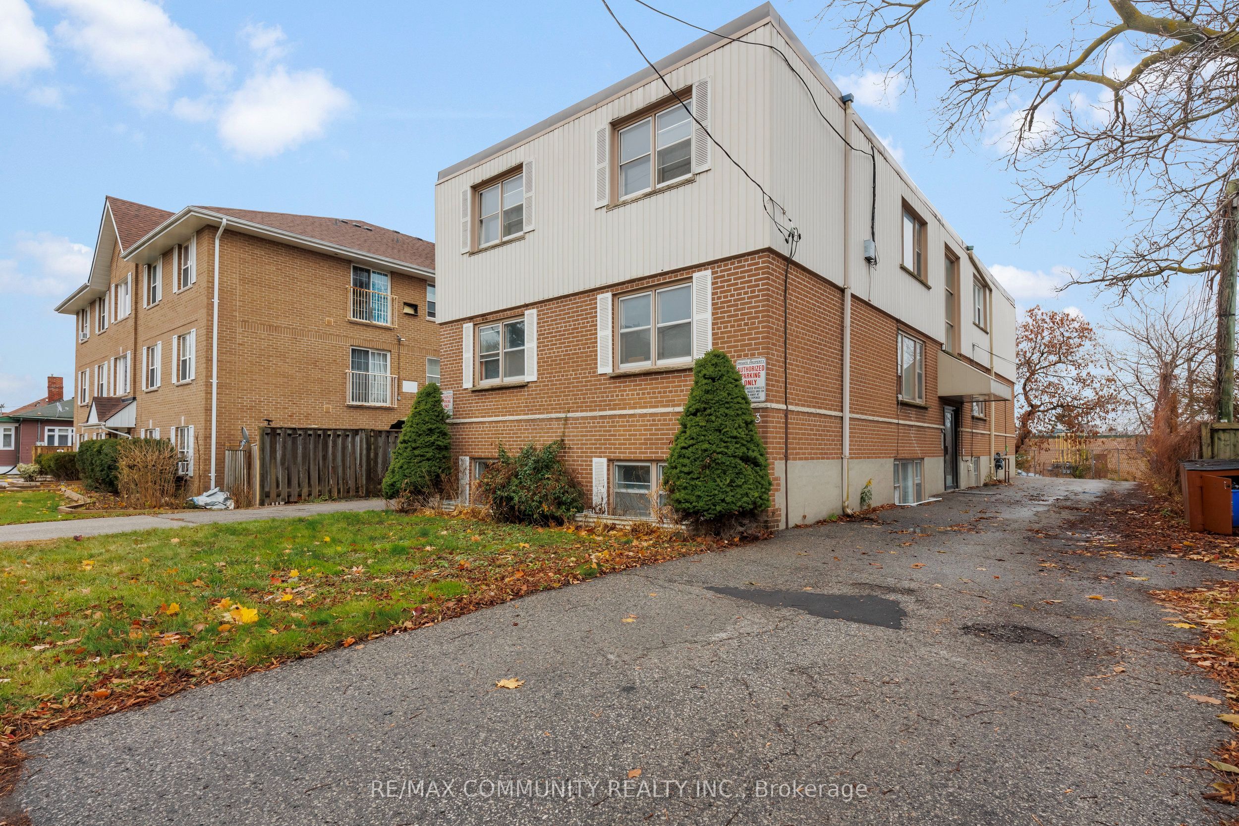 383 Buena Vista Avenue Unit 3, Oshawa, ON L1J 2M6 photo 2