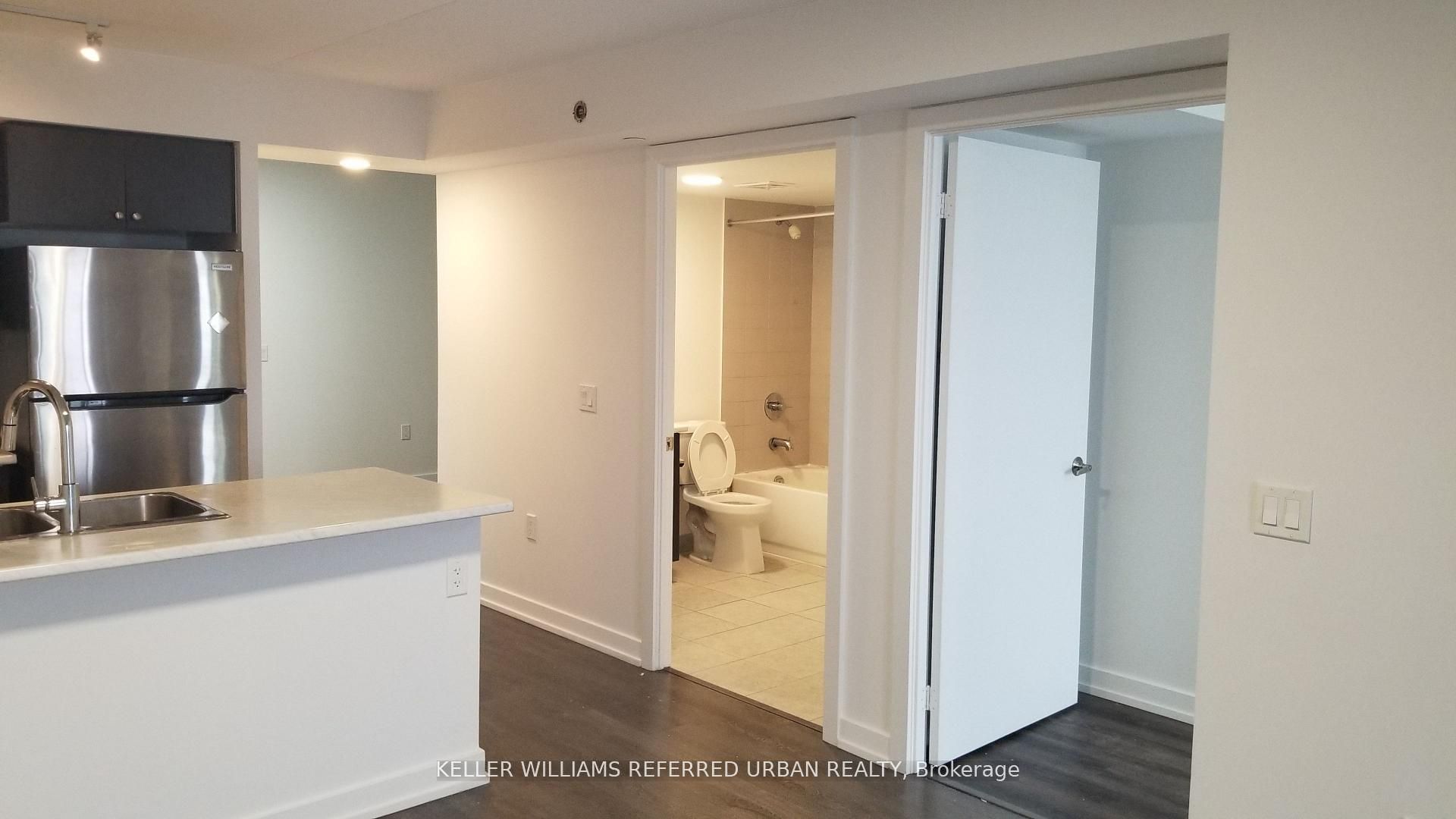 1346 Danforth Road 1308, Toronto, ON M1J 0A9 photo 2