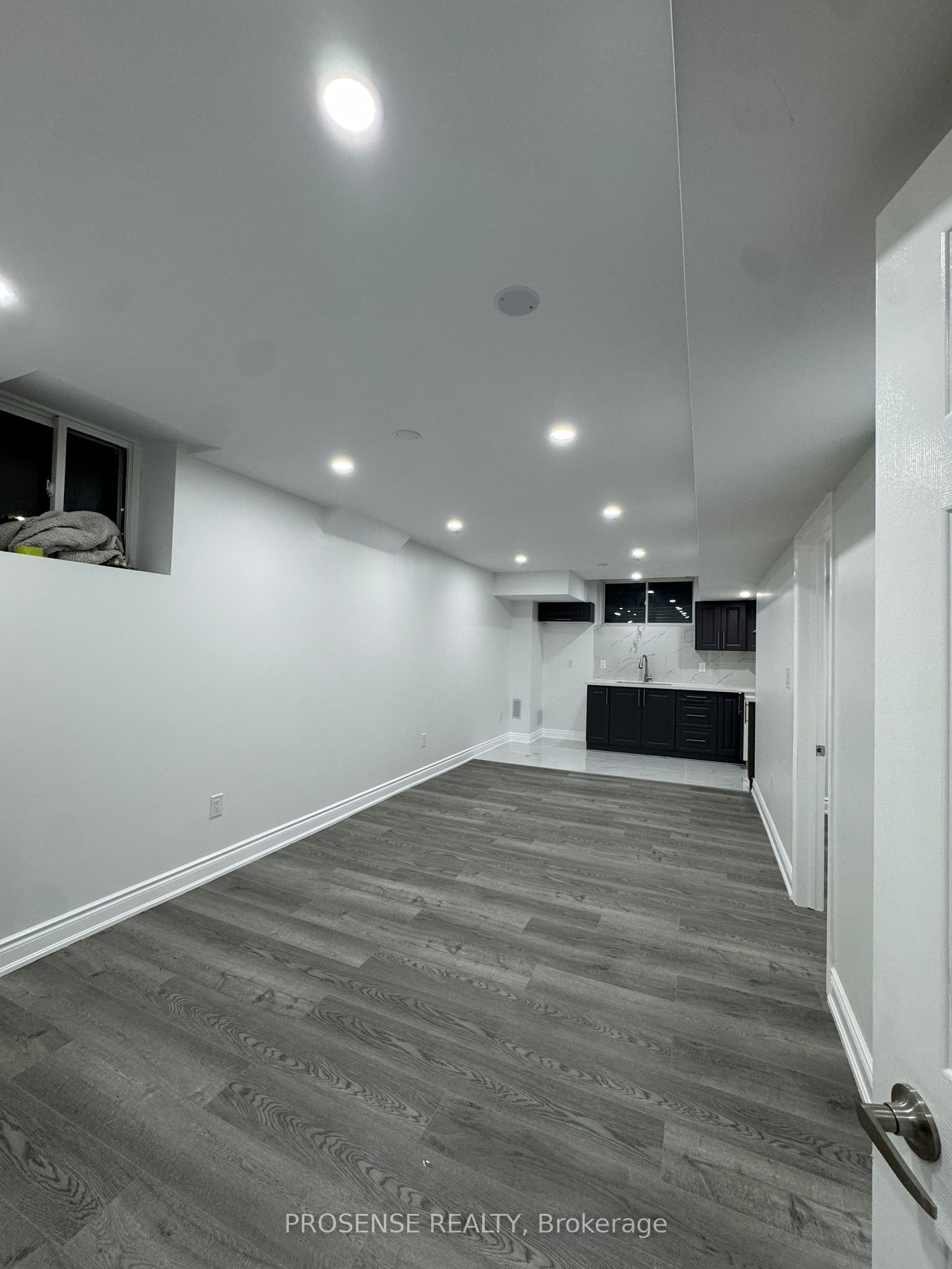 155 Nearna Drive, Oshawa, ON L1H 7K4 photo 5