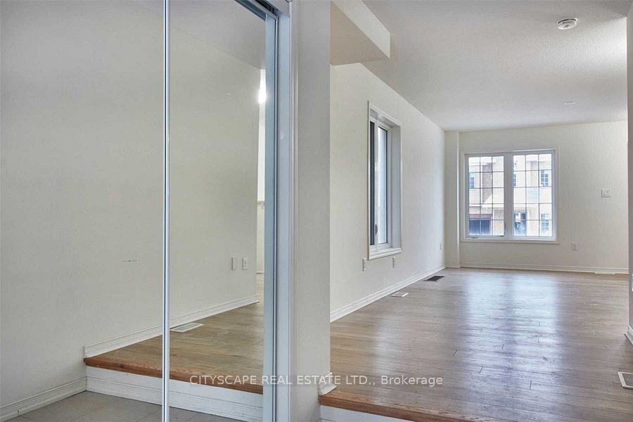 14 Camilleri Drive, Ajax, ON L1Z 0T2 photo 3