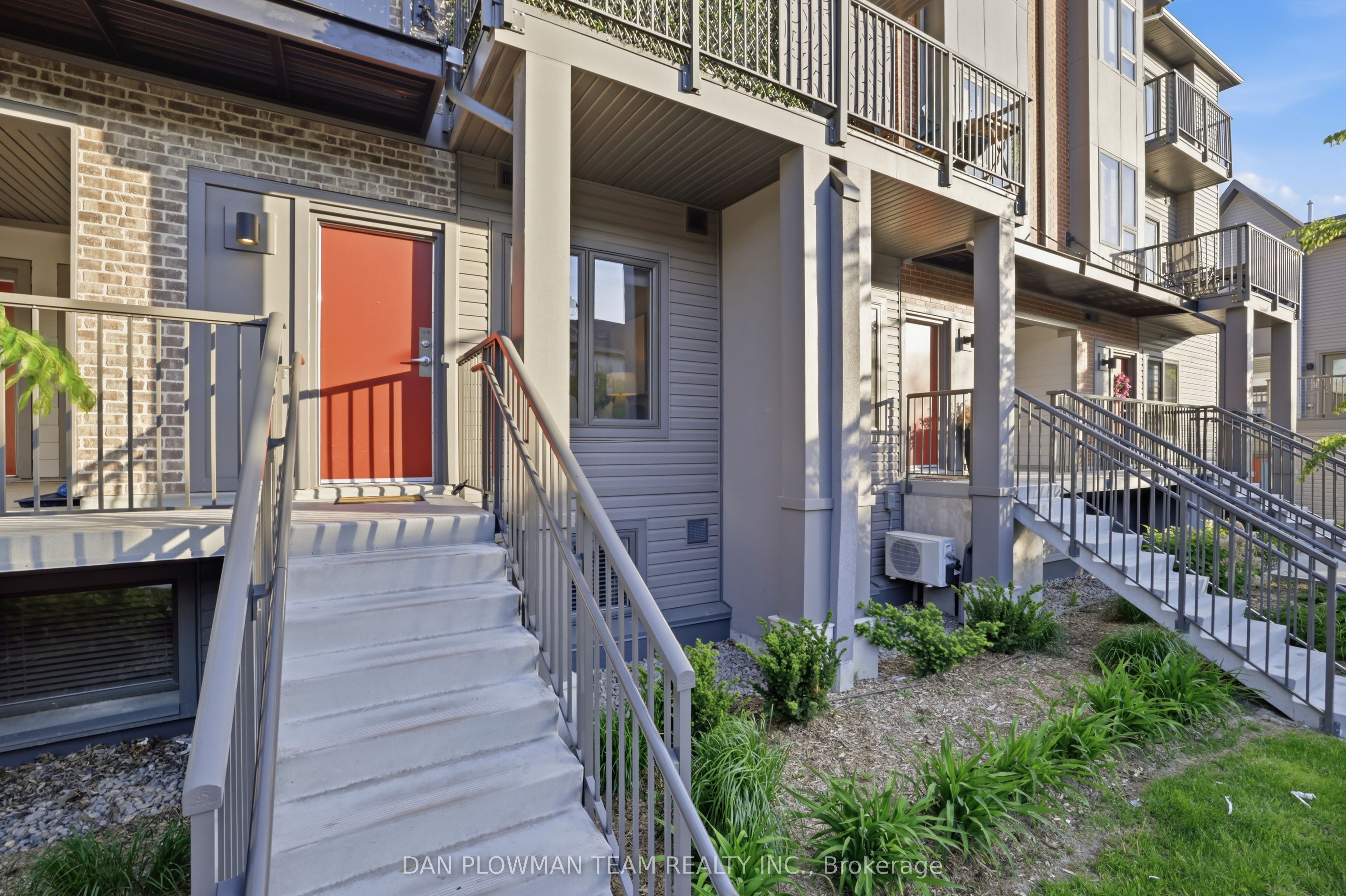 2635 William Jackson Drive 1210, Pickering, ON L1X 0L4 photo 3