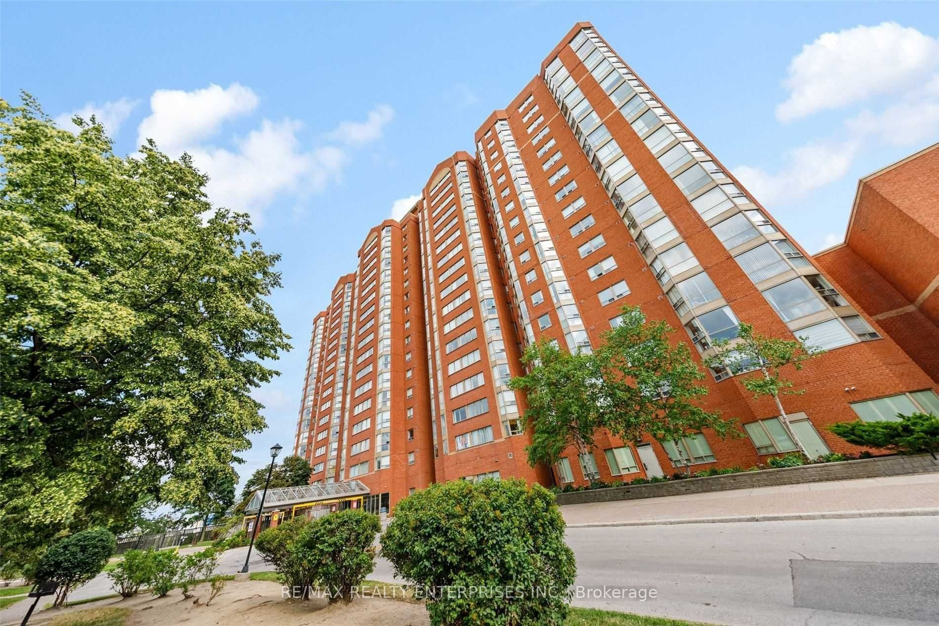 2466 Eglinton Avenue E Lph8, Toronto, ON M1K 5J8