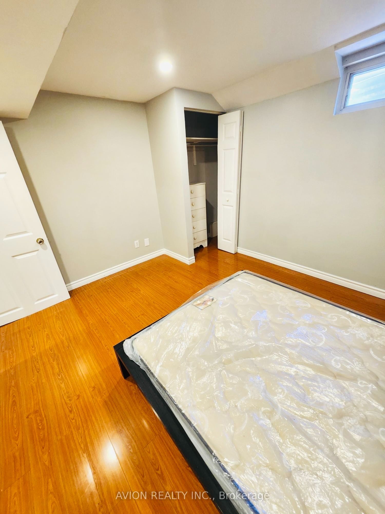 15 Saintsbury Square Basement, Toronto, ON M1V 3K1 photo 5