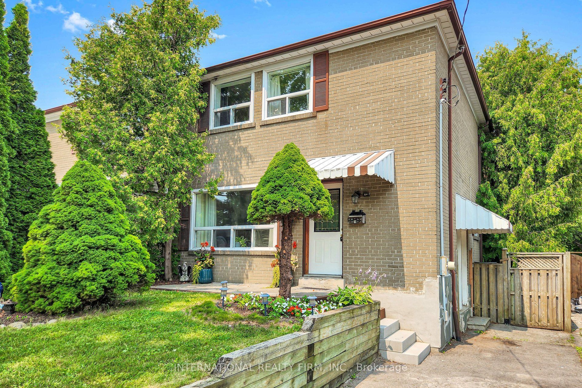 62 Porchester Drive, Toronto, ON M1J 2R5 photo 2