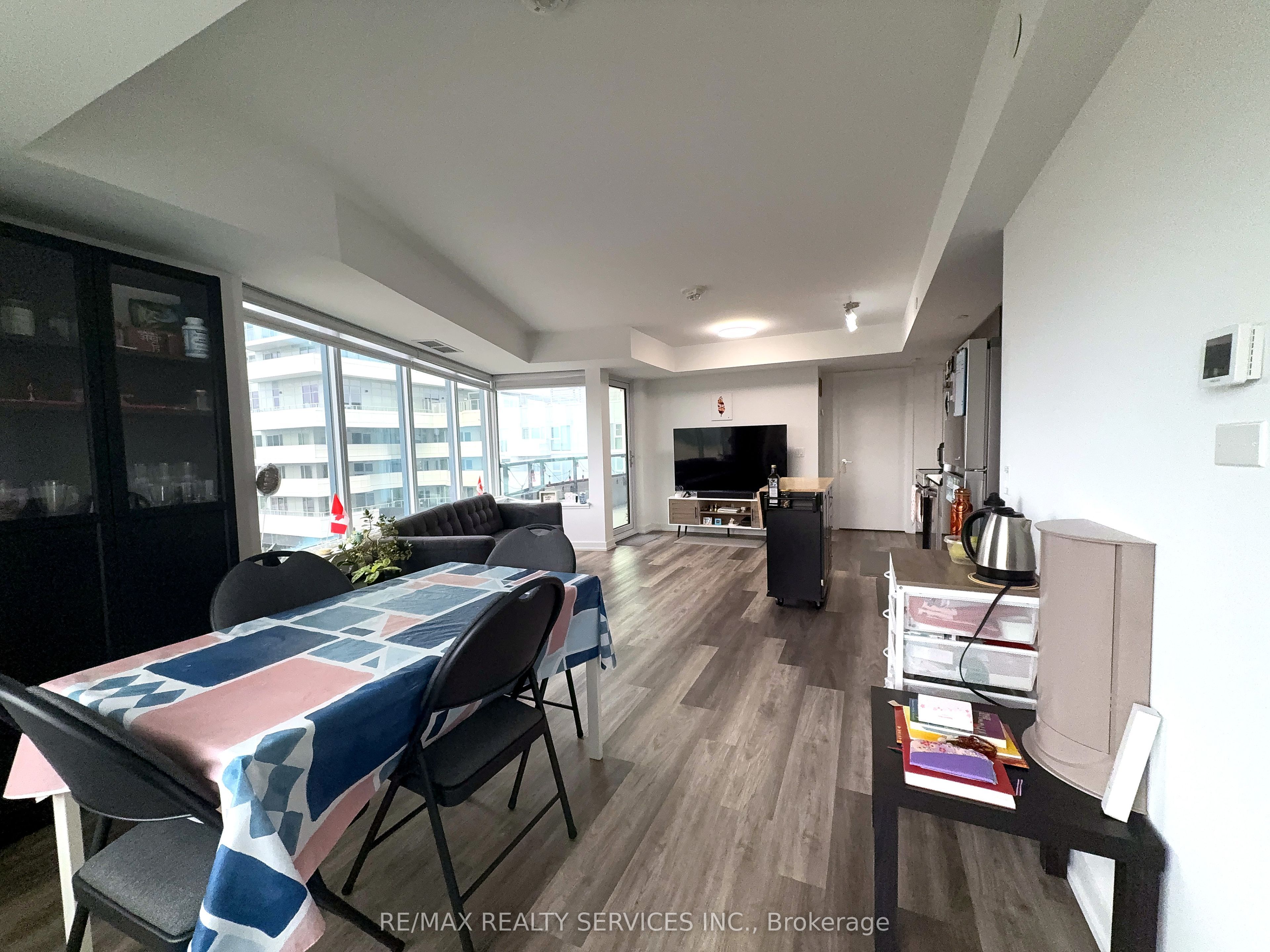 1480 Bayly Street, Pickering, ON L1W 0C2 photo 2