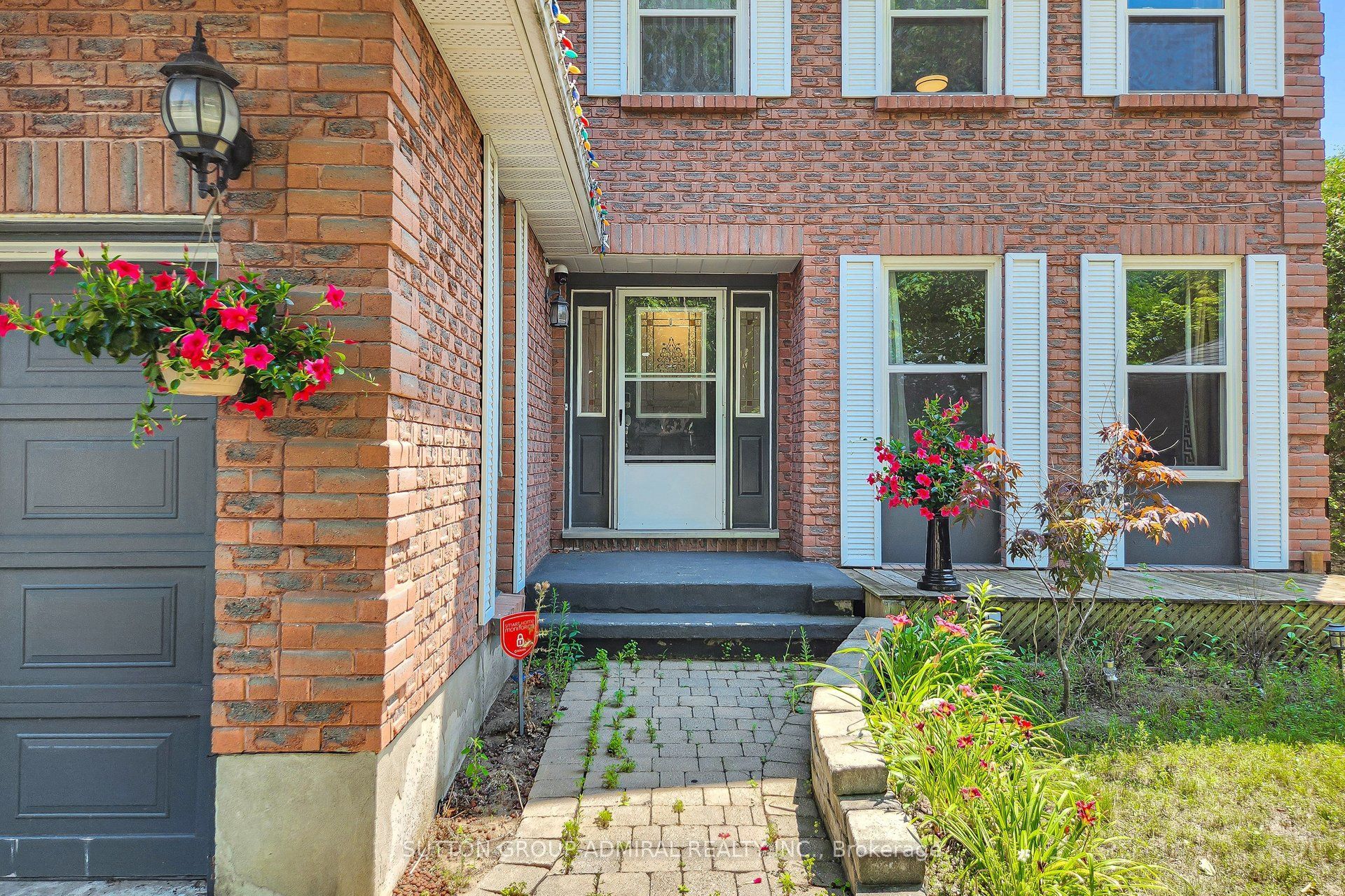 879 Peggoty Circle, Oshawa, ON L1K 2G6 photo 2