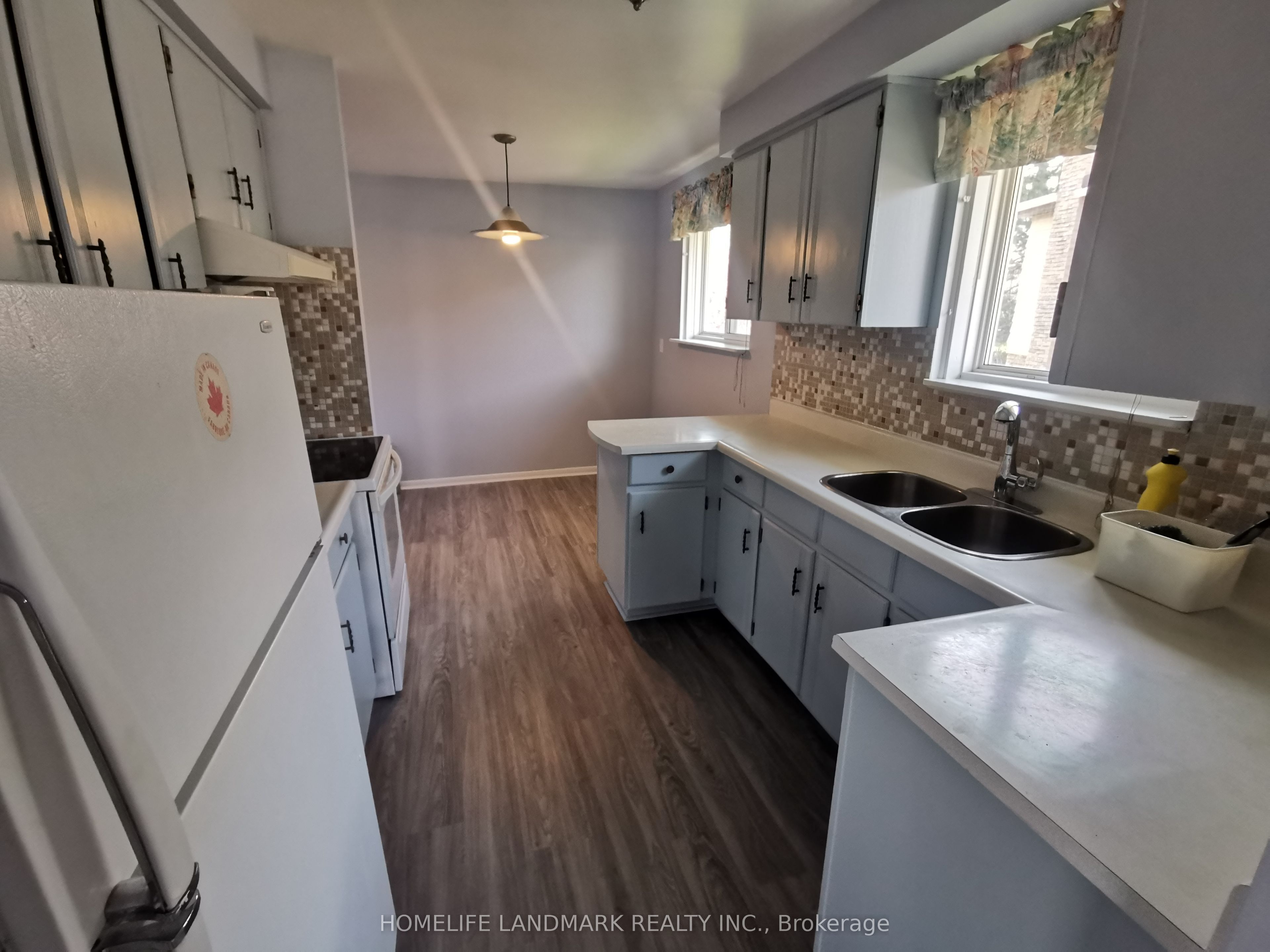 16 Nortonville Drive Upper (whole house), Toronto, ON M1T 2G8 photo 3