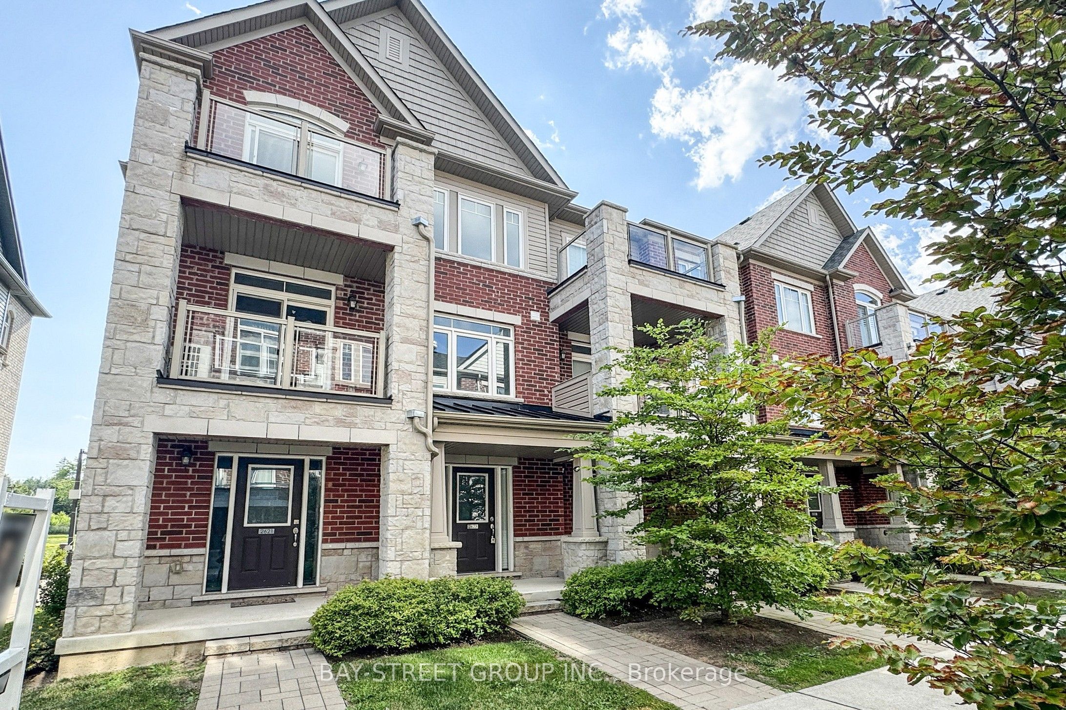 2623 Garrison Crossing, Pickering, ON L1X 0E5 photo 2