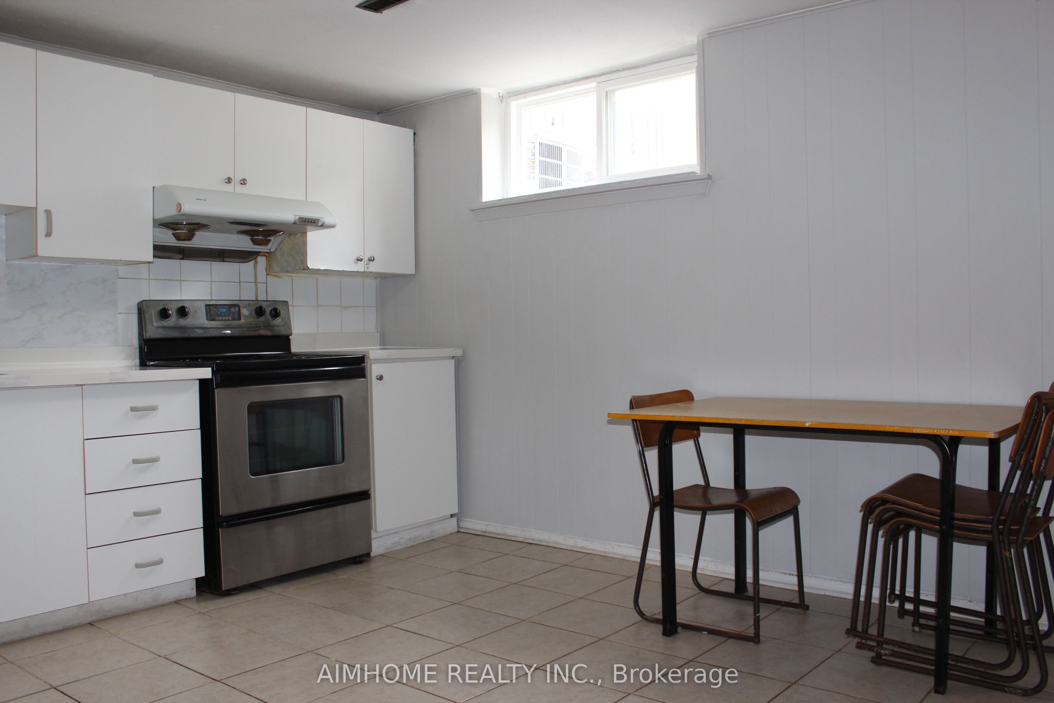 40 Hepscott Terrace Lower, Toronto, ON M1W 1E1 photo 3