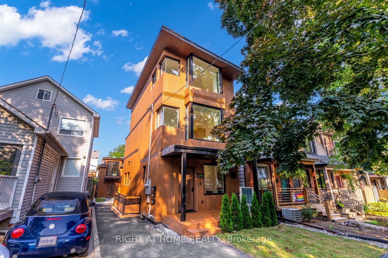 11C Condor Avenue, Toronto, ON M4J 3M5