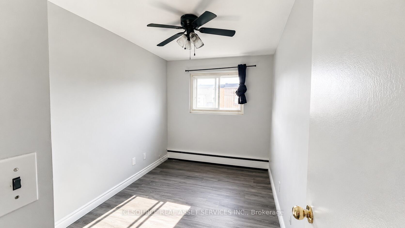 333 Gibb Street 16, Oshawa, ON L1J 1Z1 photo 4