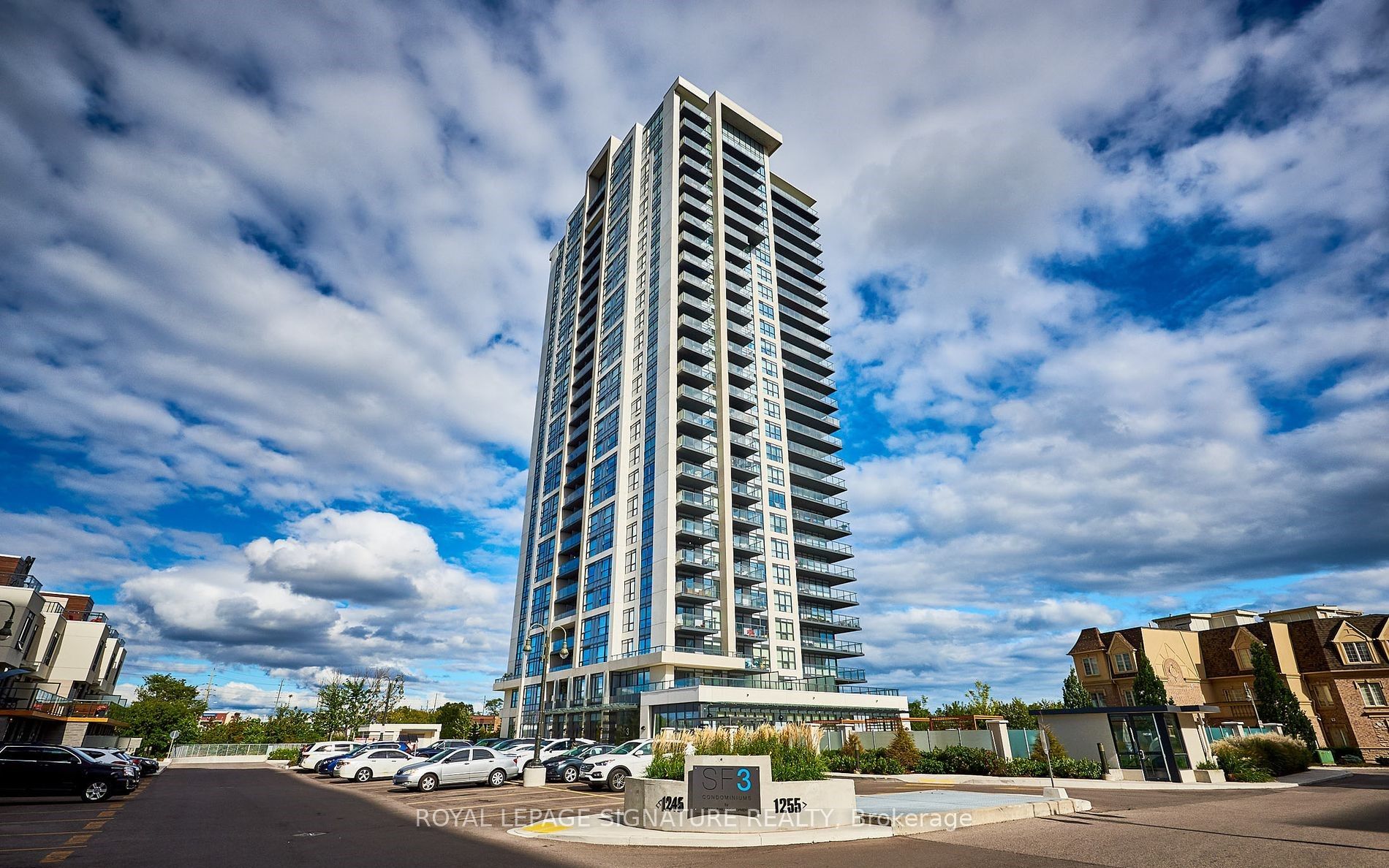 1255 Bayly Street 2301, Pickering, ON L1W 1L7