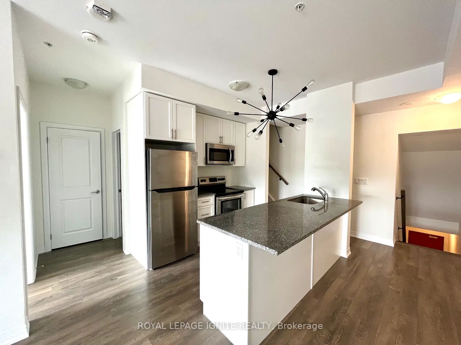 2635 William Jackson Drive 604, Pickering, ON L1X 0L3 photo 5