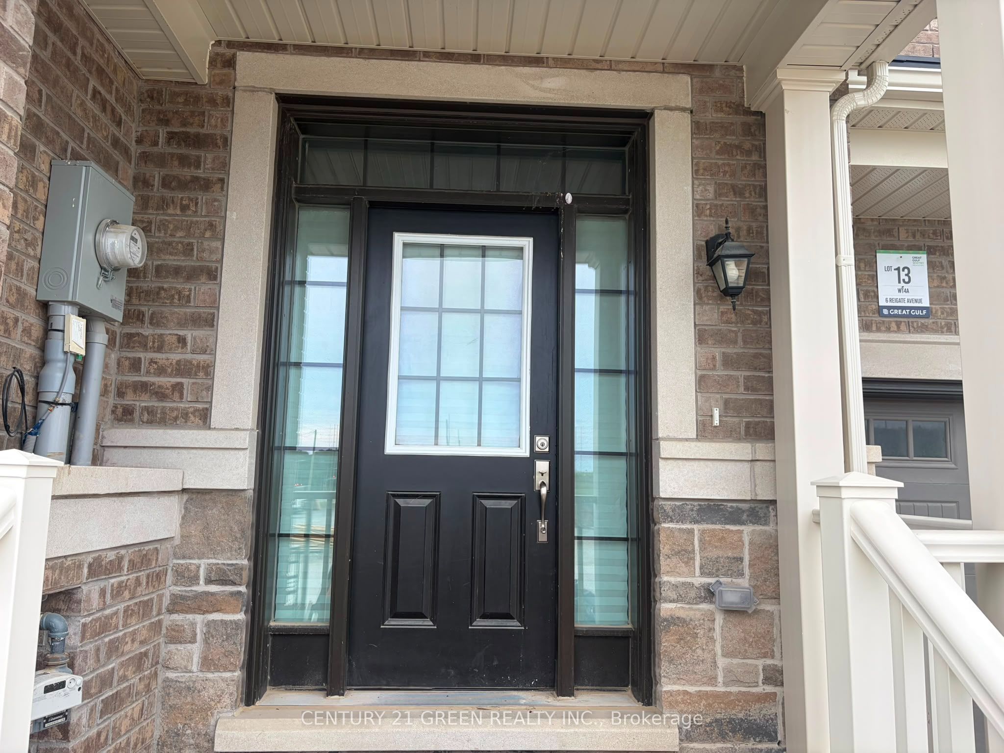 6 Reigate Avenue, Whitby, ON L1P 0R1 photo 2