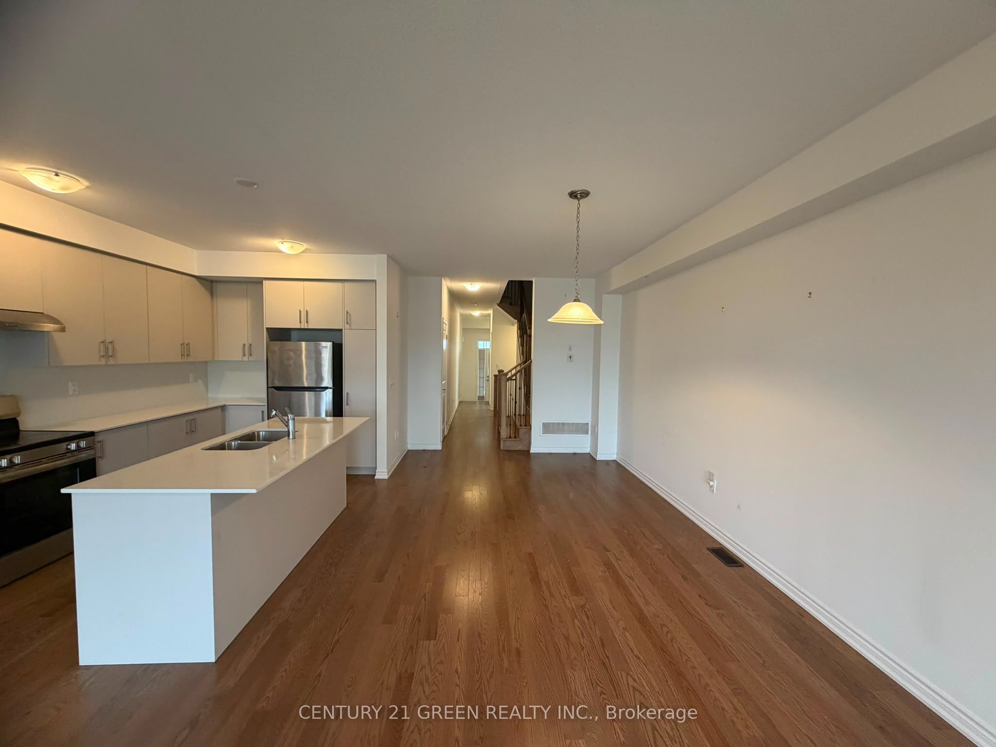 6 Reigate Avenue, Whitby, ON L1P 0R1 photo 5