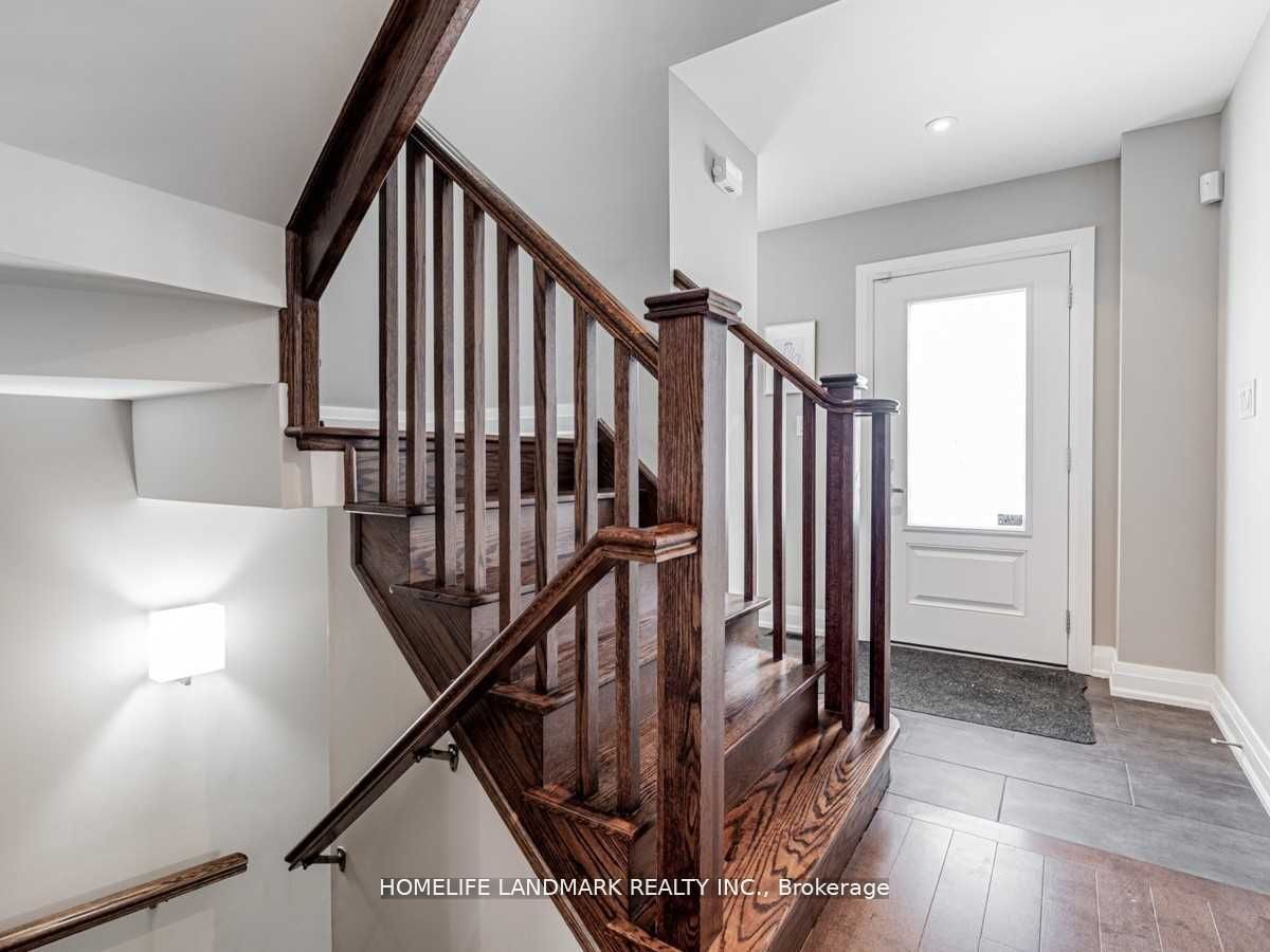 158b Glebemount Avenue, Toronto, ON M4C 3S7 photo 2