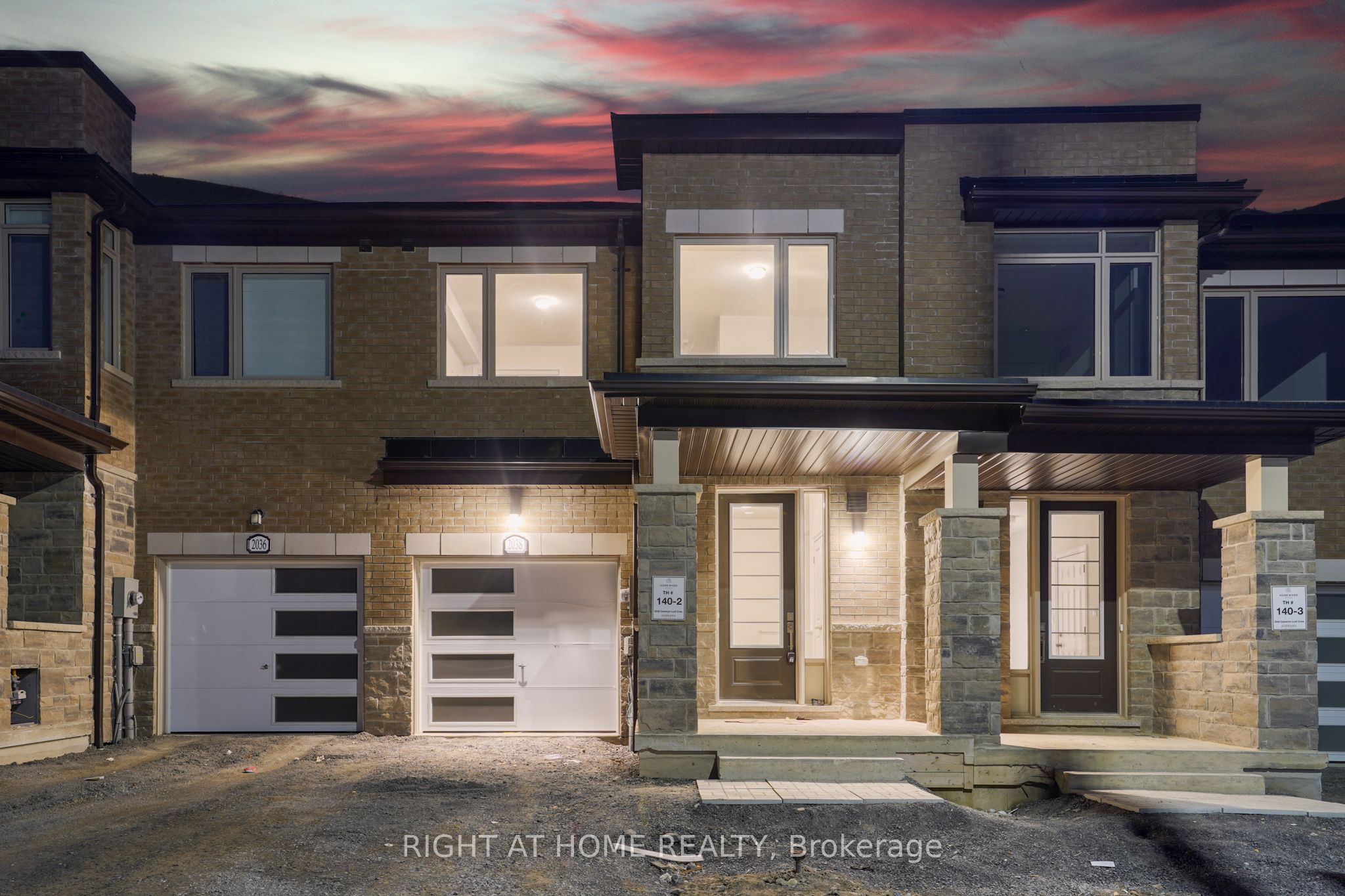 2038 CAMERON LOTT Crescent, Oshawa, ON L1L 0S1