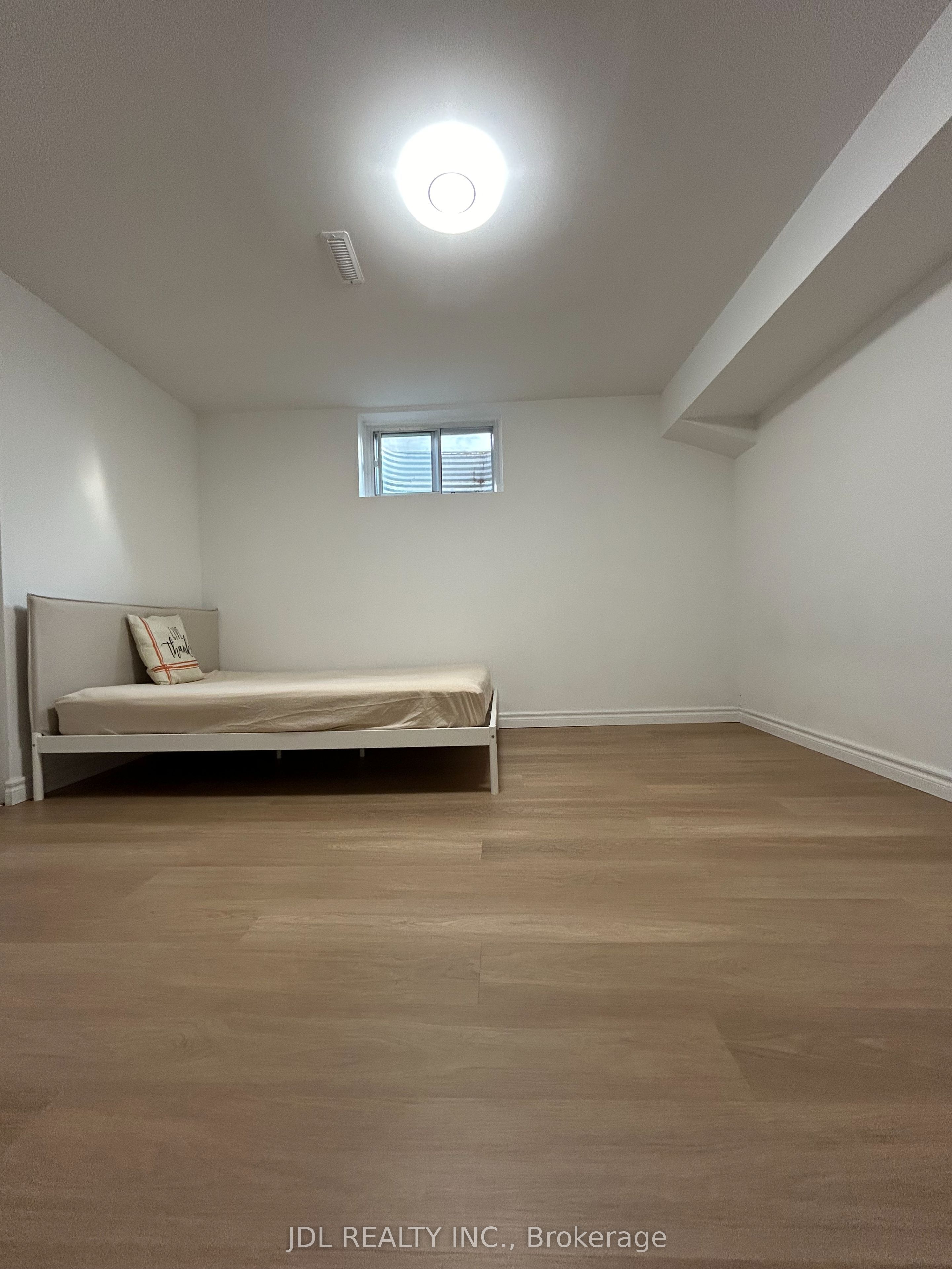 27 Macklingate Ct Court Three-Bedroom Bsmt, Toronto, ON M1V 1A2 photo 2
