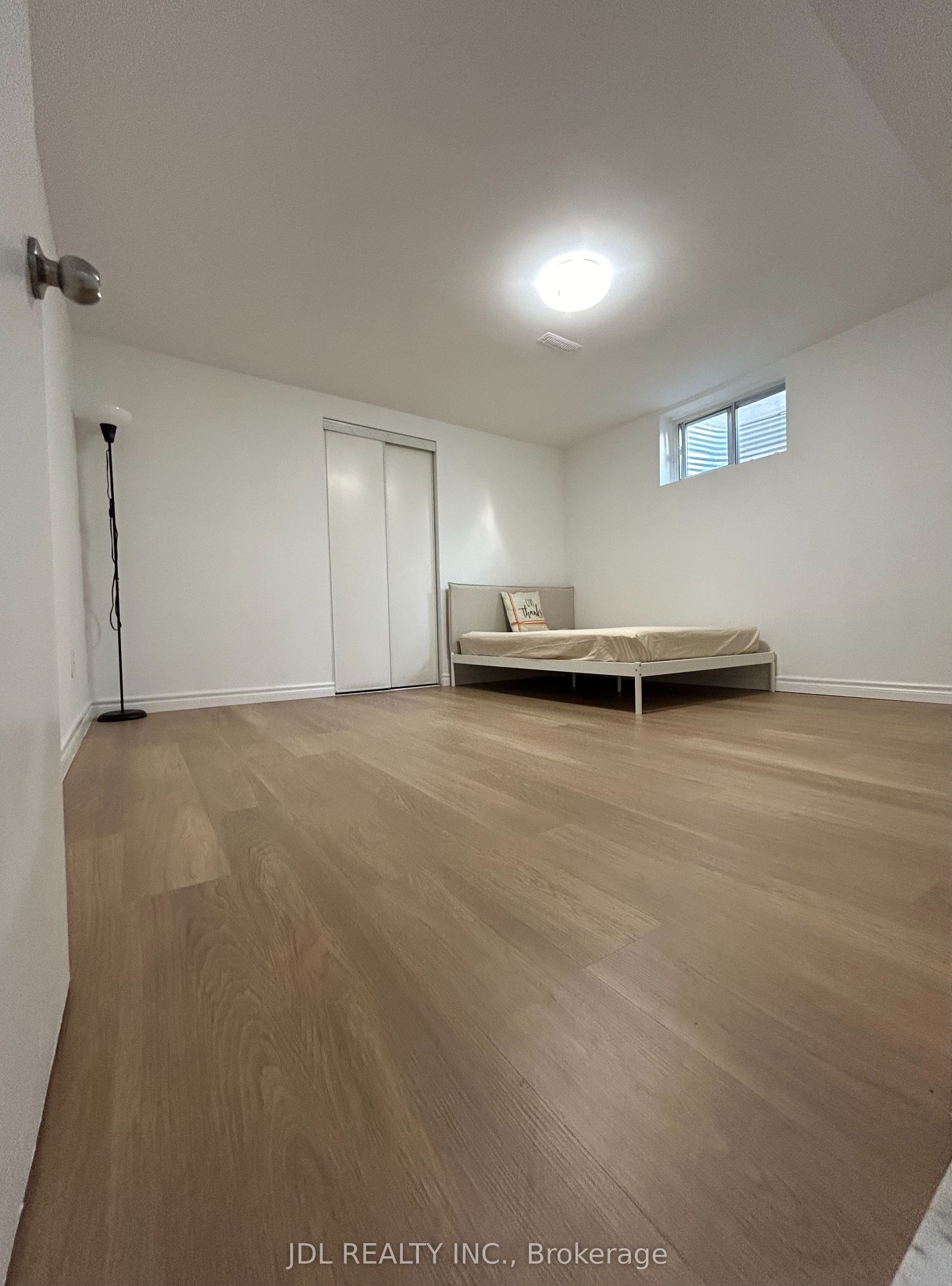 27 Macklingate Ct Court Three-Bedroom Bsmt, Toronto, ON M1V 1A2 photo 4