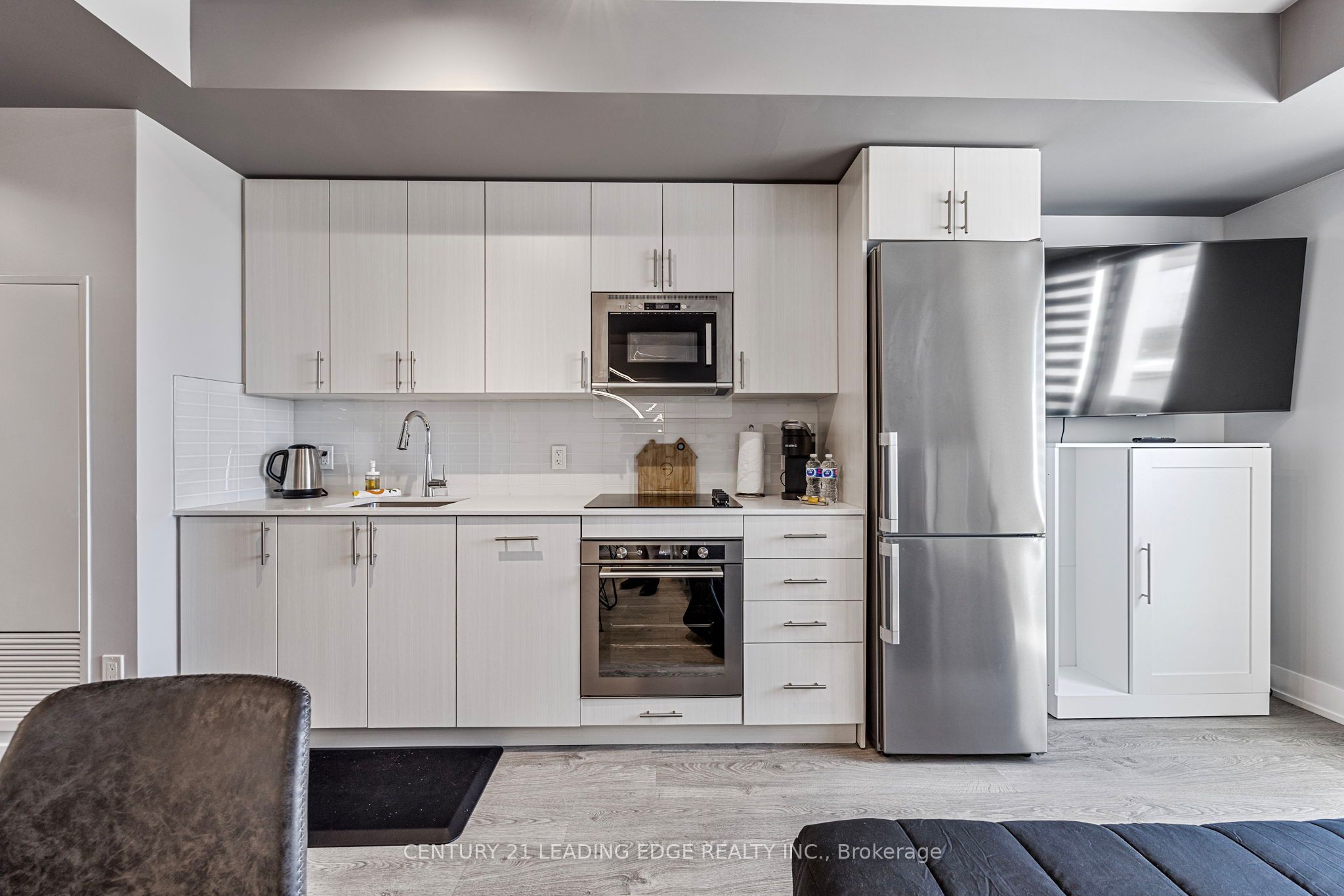 2550 SIMCOE Street N 819, Oshawa, ON L1L 0R5 photo 4