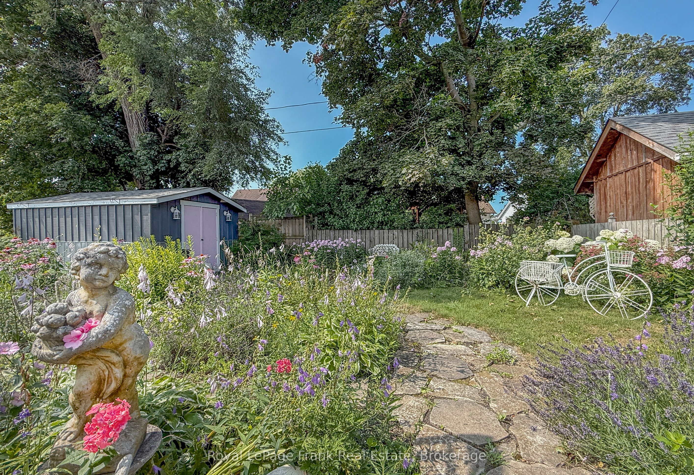 100 Admiral Road, Ajax, ON L1S 2P1 photo 2