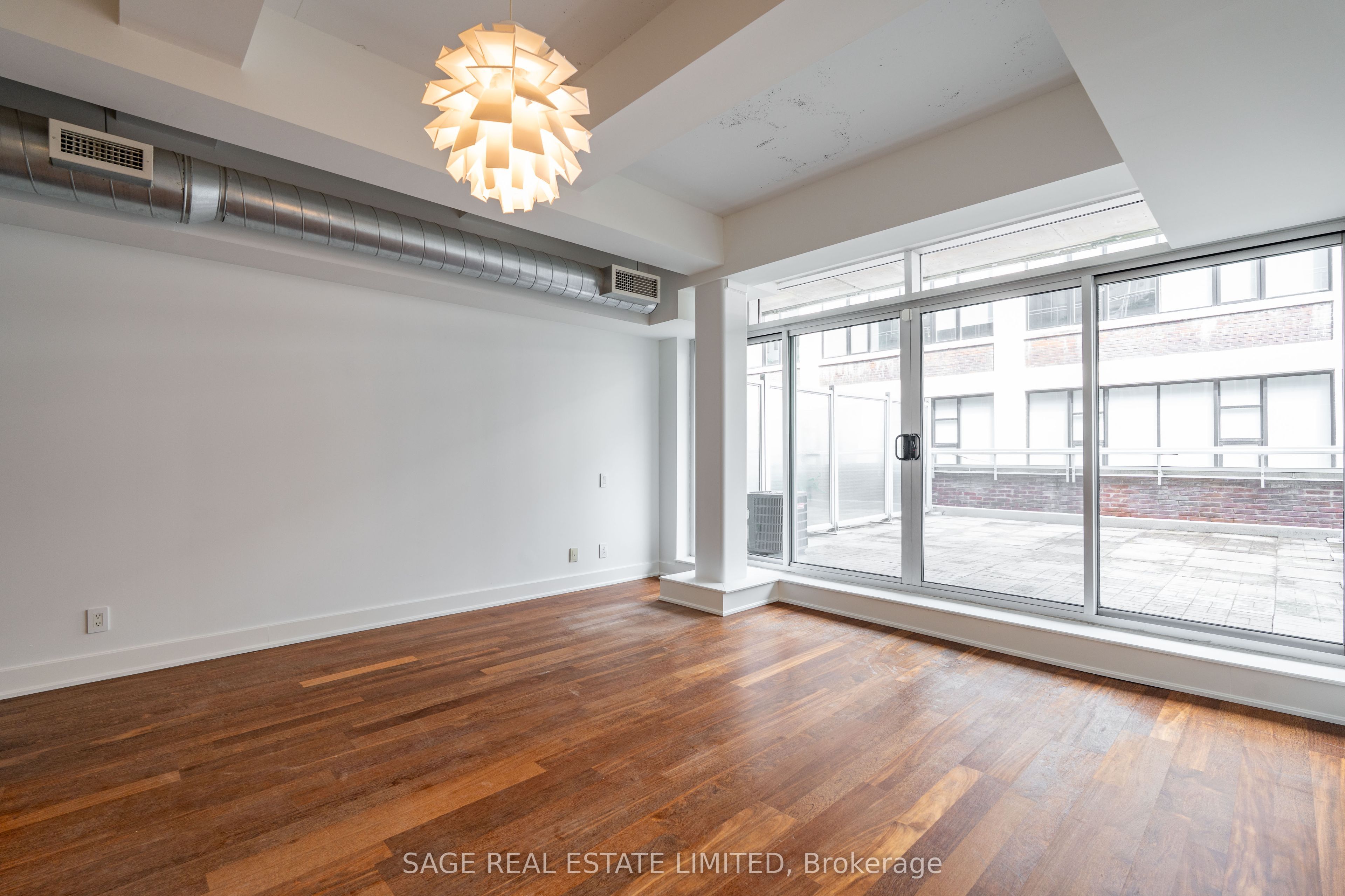 233 Carlaw Avenue 508, Toronto, ON M4M 3E9 photo 2