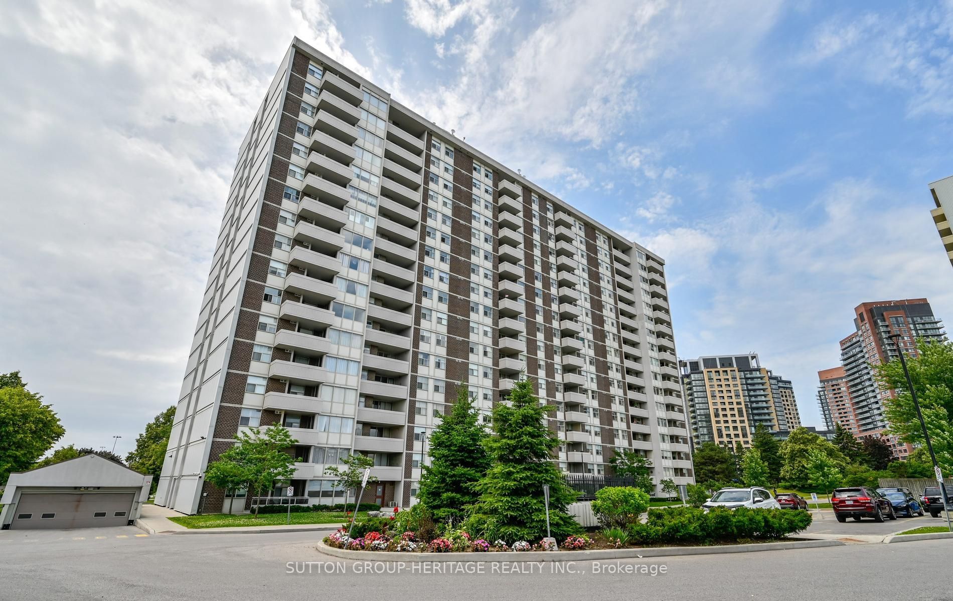 44 Falby Court E 1608, Ajax, ON L1S 3L1 photo 4