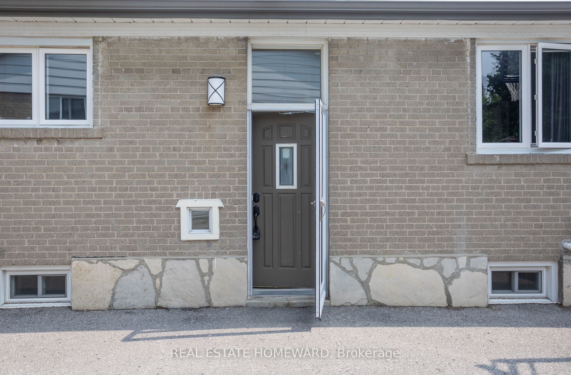 115 Porchester Drive Bsmt, Toronto, ON M1J 2R4 photo 5