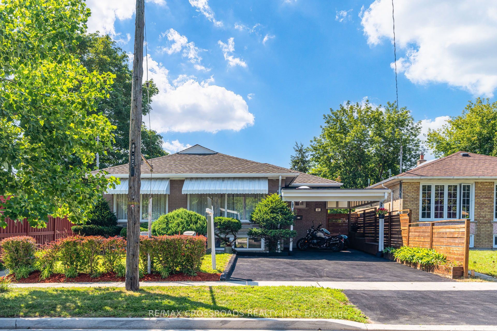 49 Clementine Square, Toronto, ON M1G 2V9