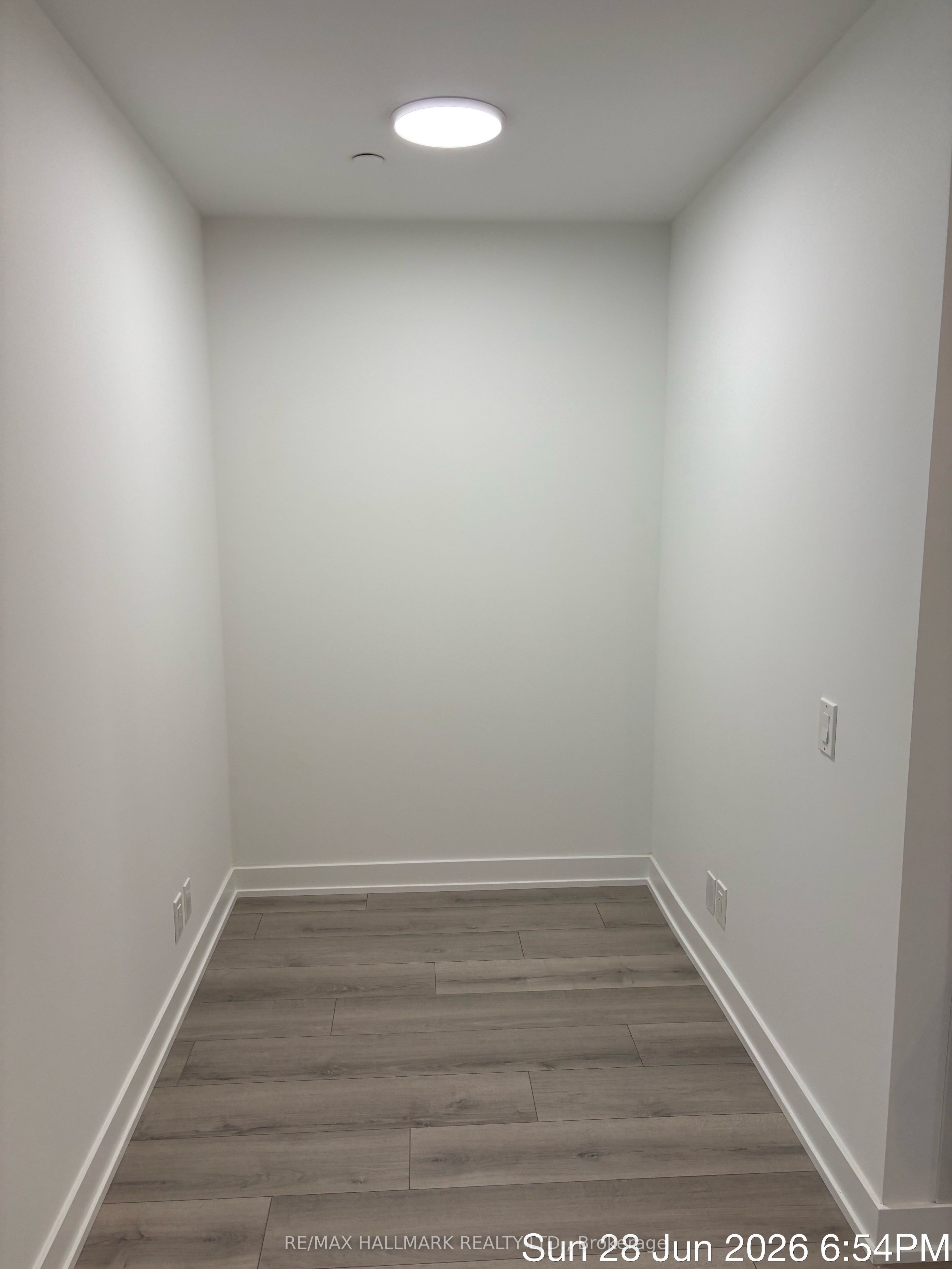 20 Deans Drive 601, Toronto, ON M1L 0J7 photo 4