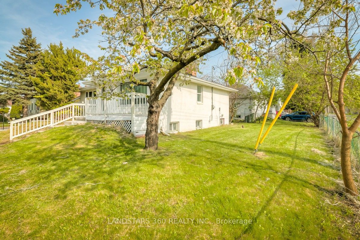 127 Galloway Road, Toronto, ON M1E 1W9 photo 3