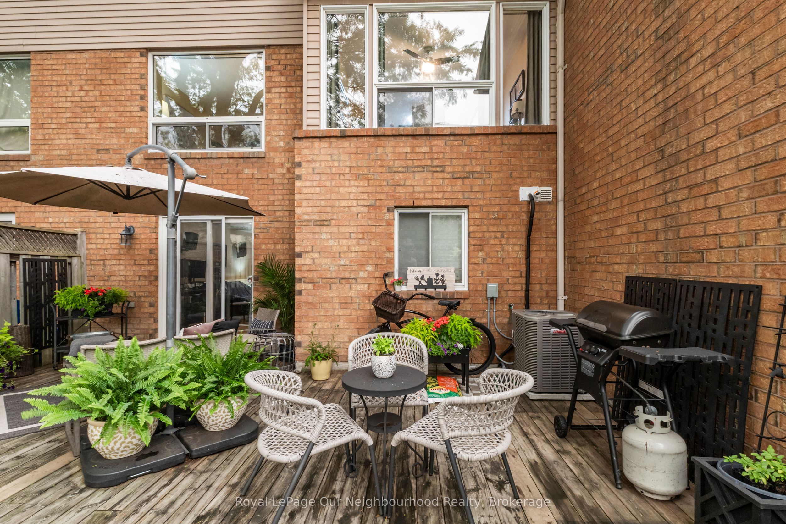 23 Woodward Drive, Whitby, ON L1N 8X3 photo 3