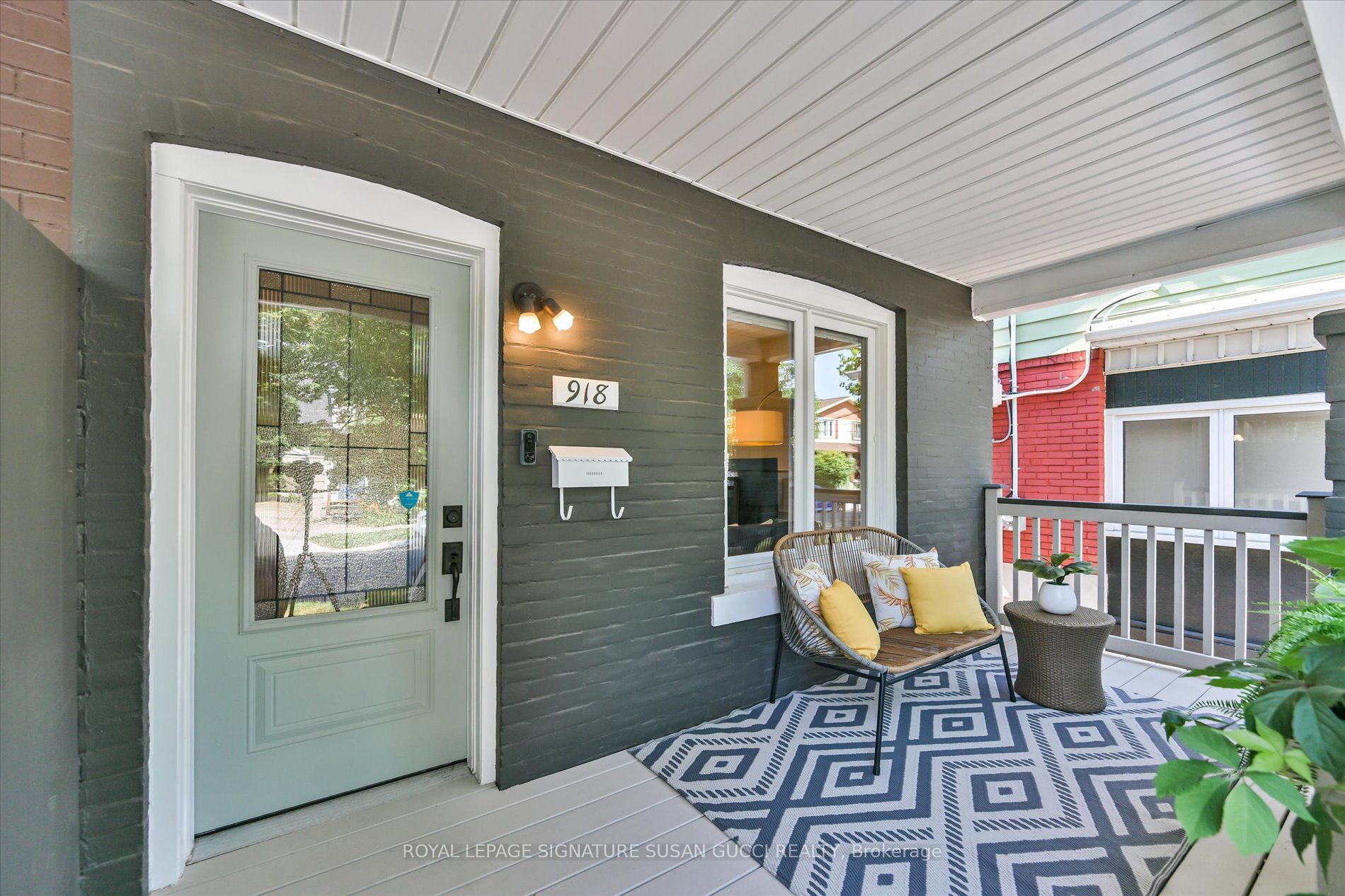 918 Greenwood Avenue, Toronto, ON M4J 4C1 photo 4