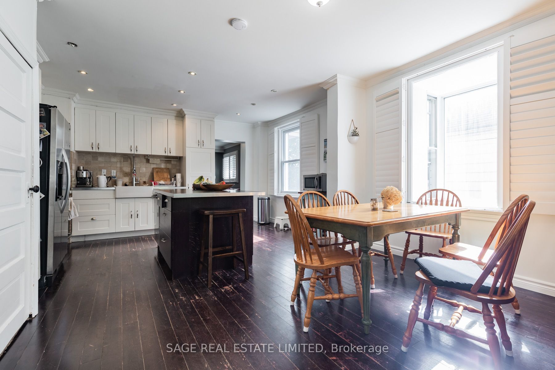 433 Woodfield Road, Toronto, ON M4L 2X4 photo 5