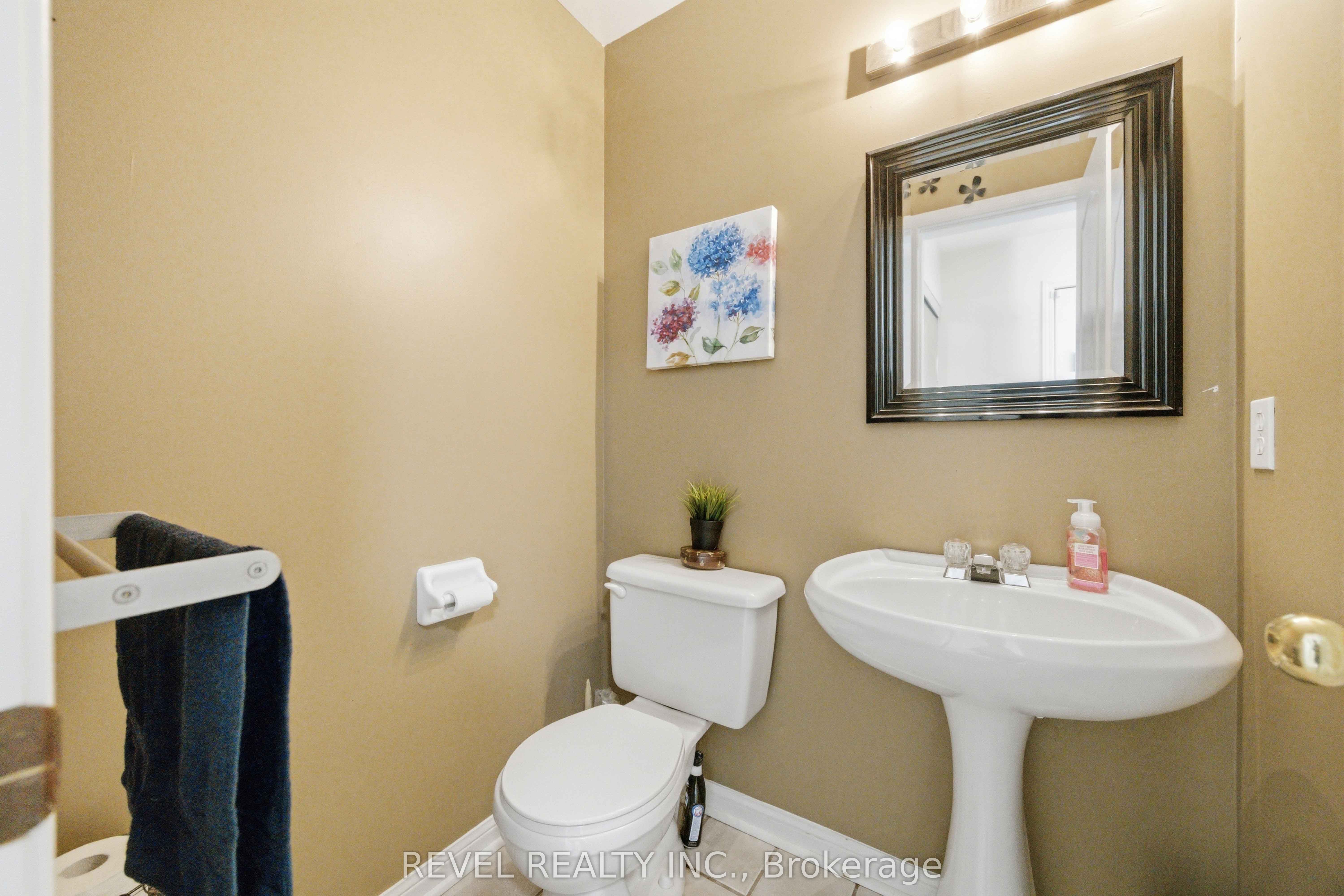 56 Greengrove Way, Whitby, ON L1R 2N4 photo 5